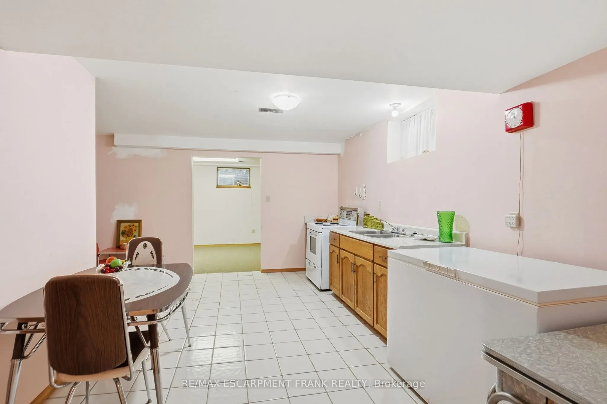 4 Nellida Crescent