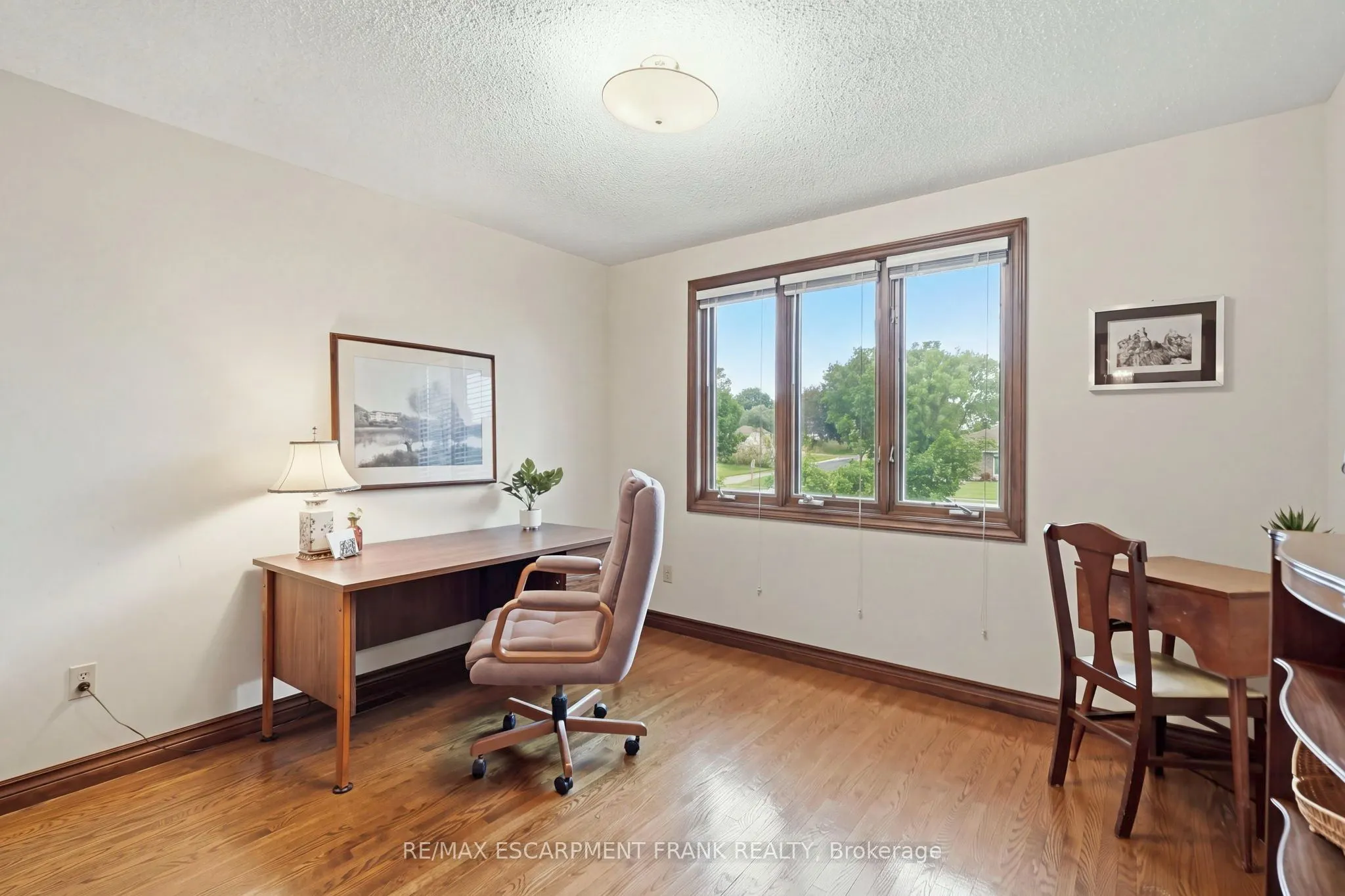 4 Nellida Crescent