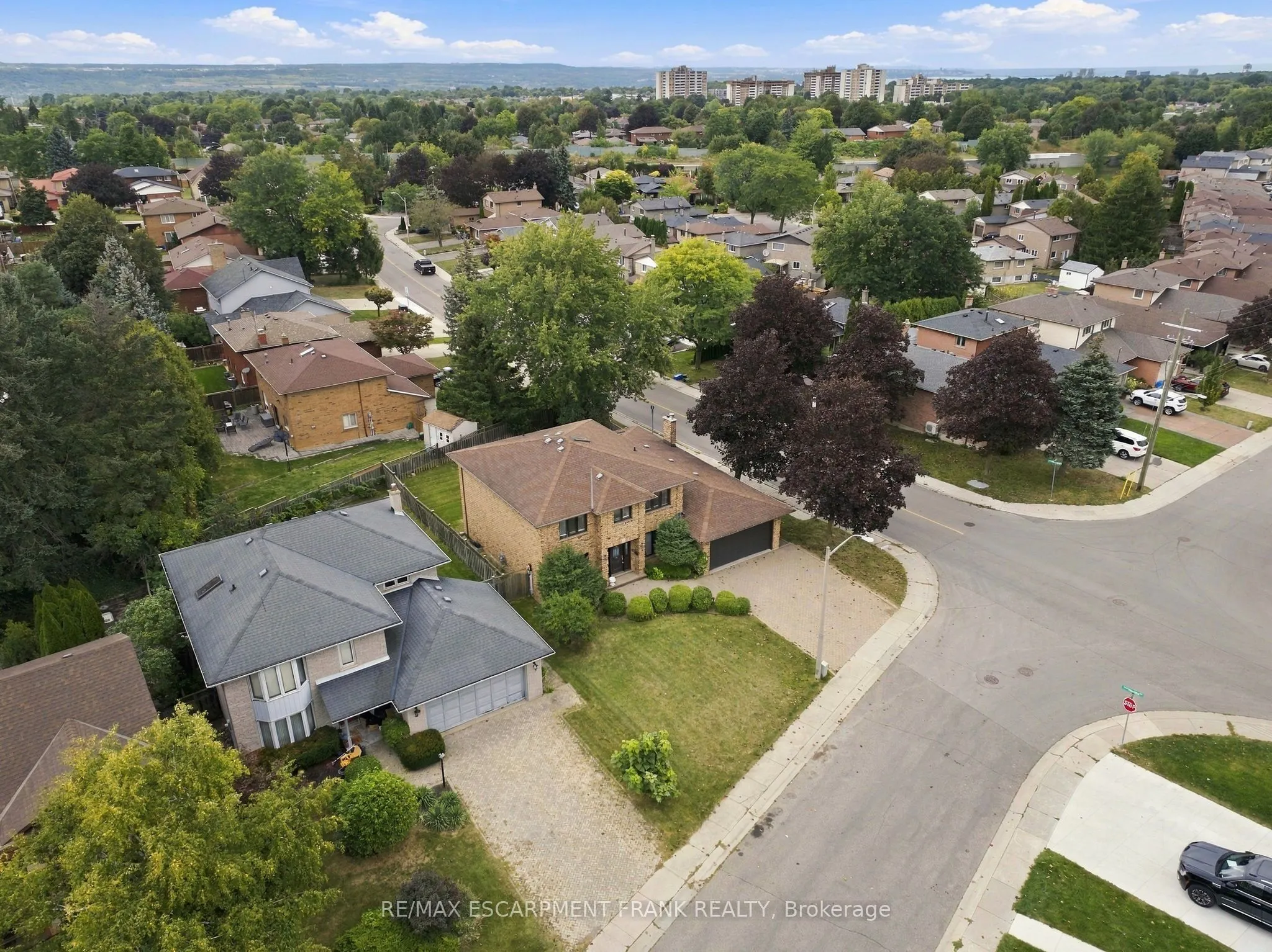 4 Nellida Crescent