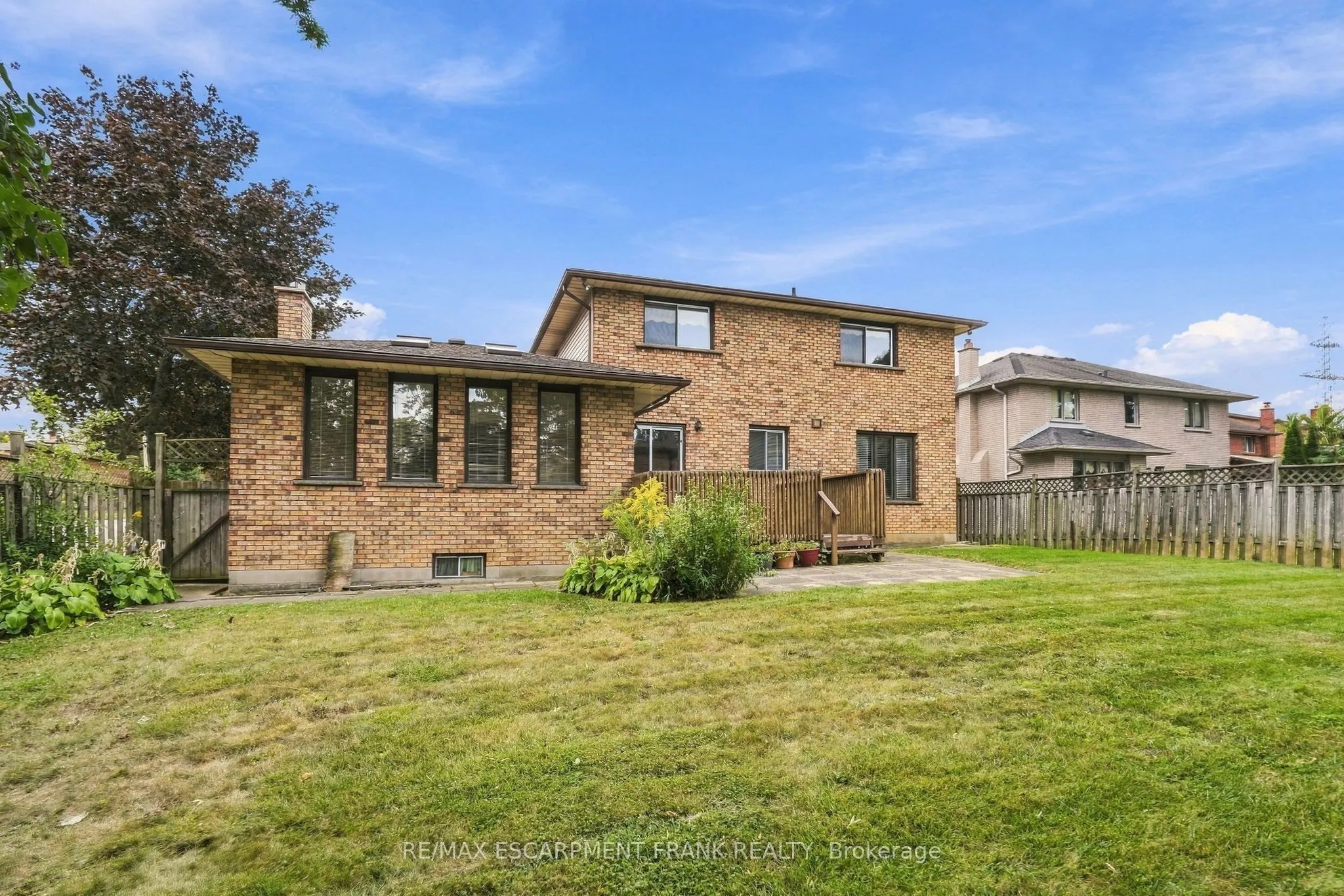 4 Nellida Crescent