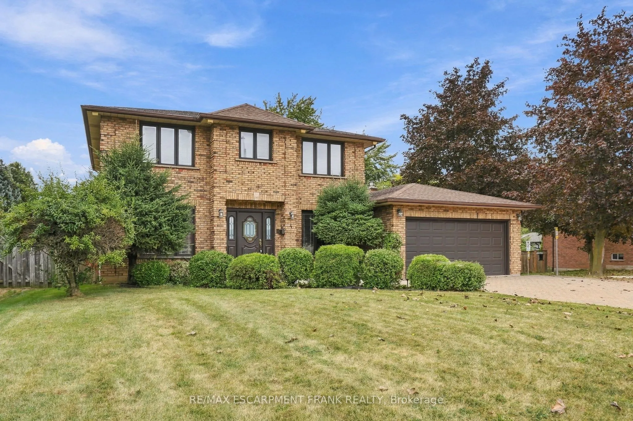 4 Nellida Crescent