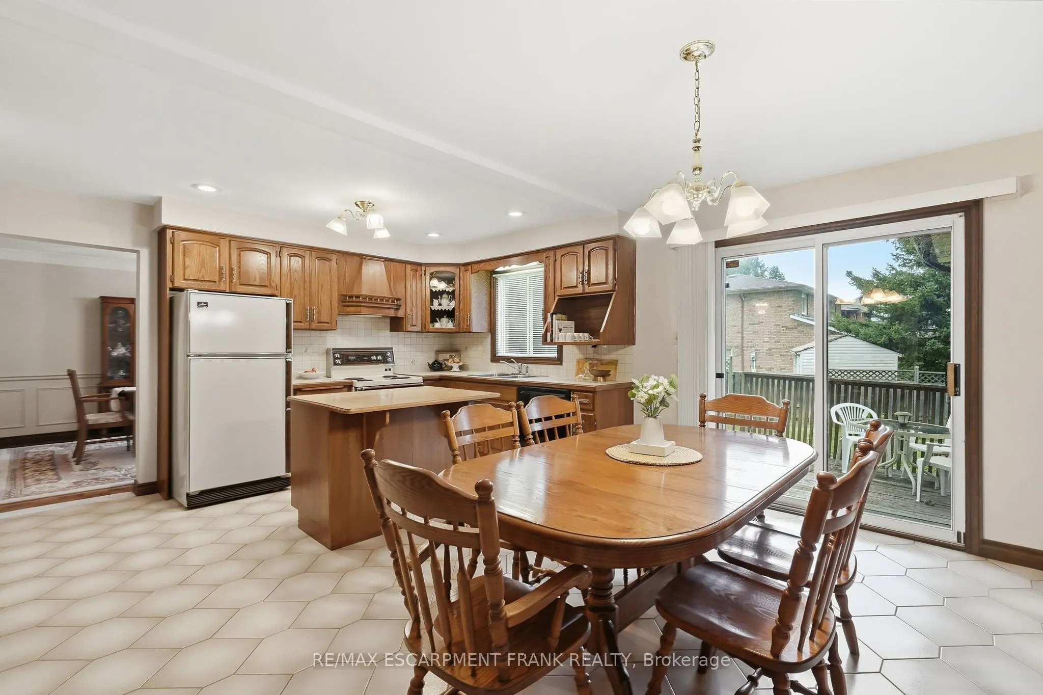 4 Nellida Crescent