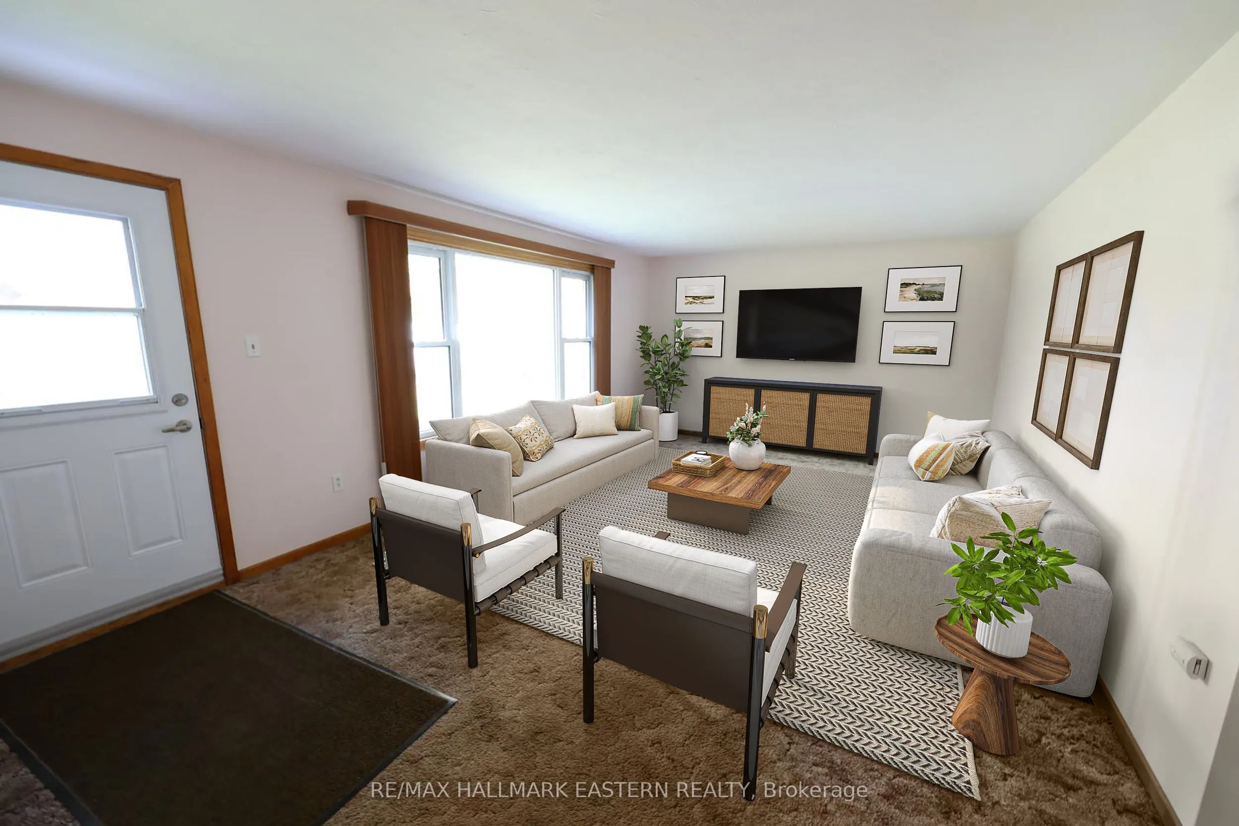 161 River Street E