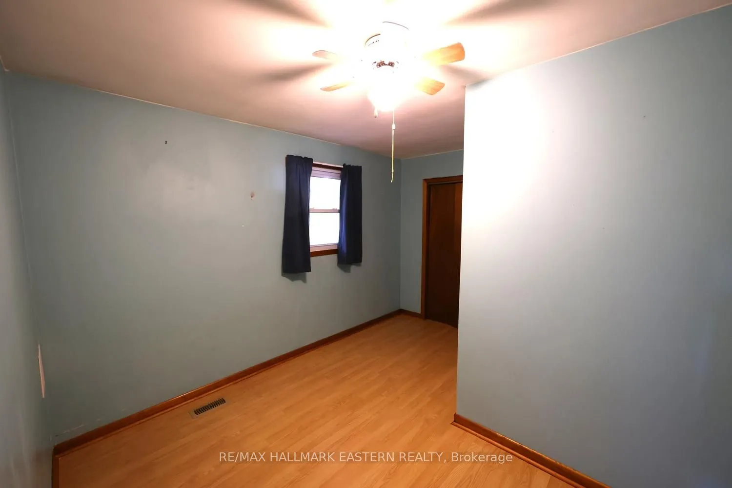 161 River Street E