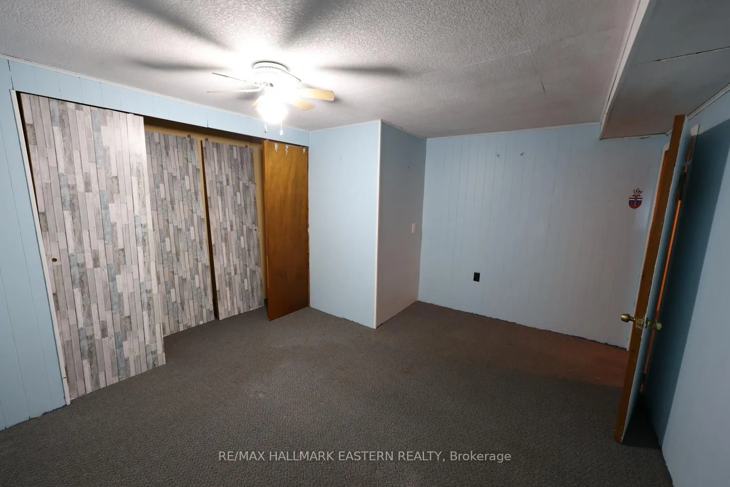 161 River Street E