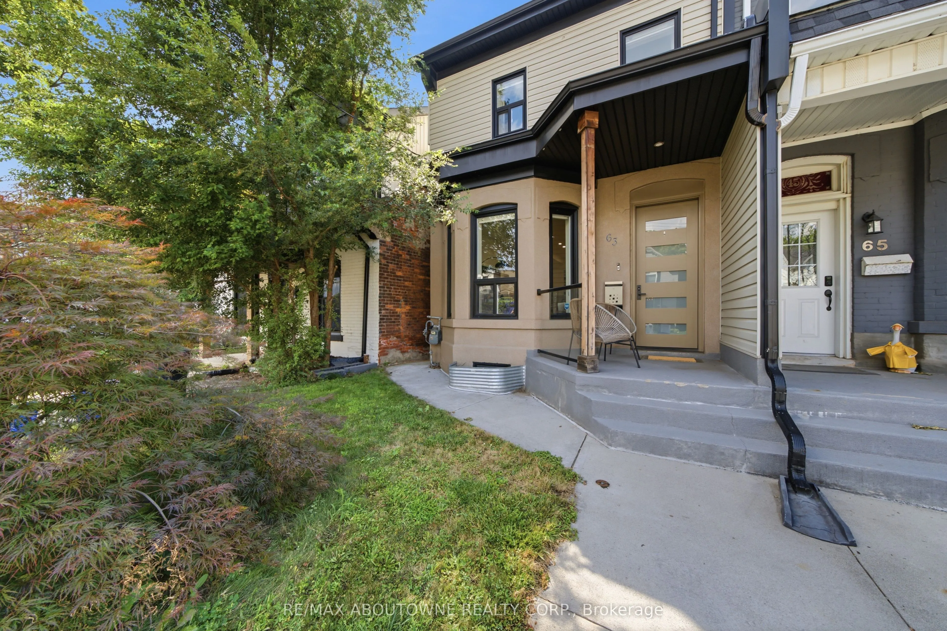 63 Smith Avenue