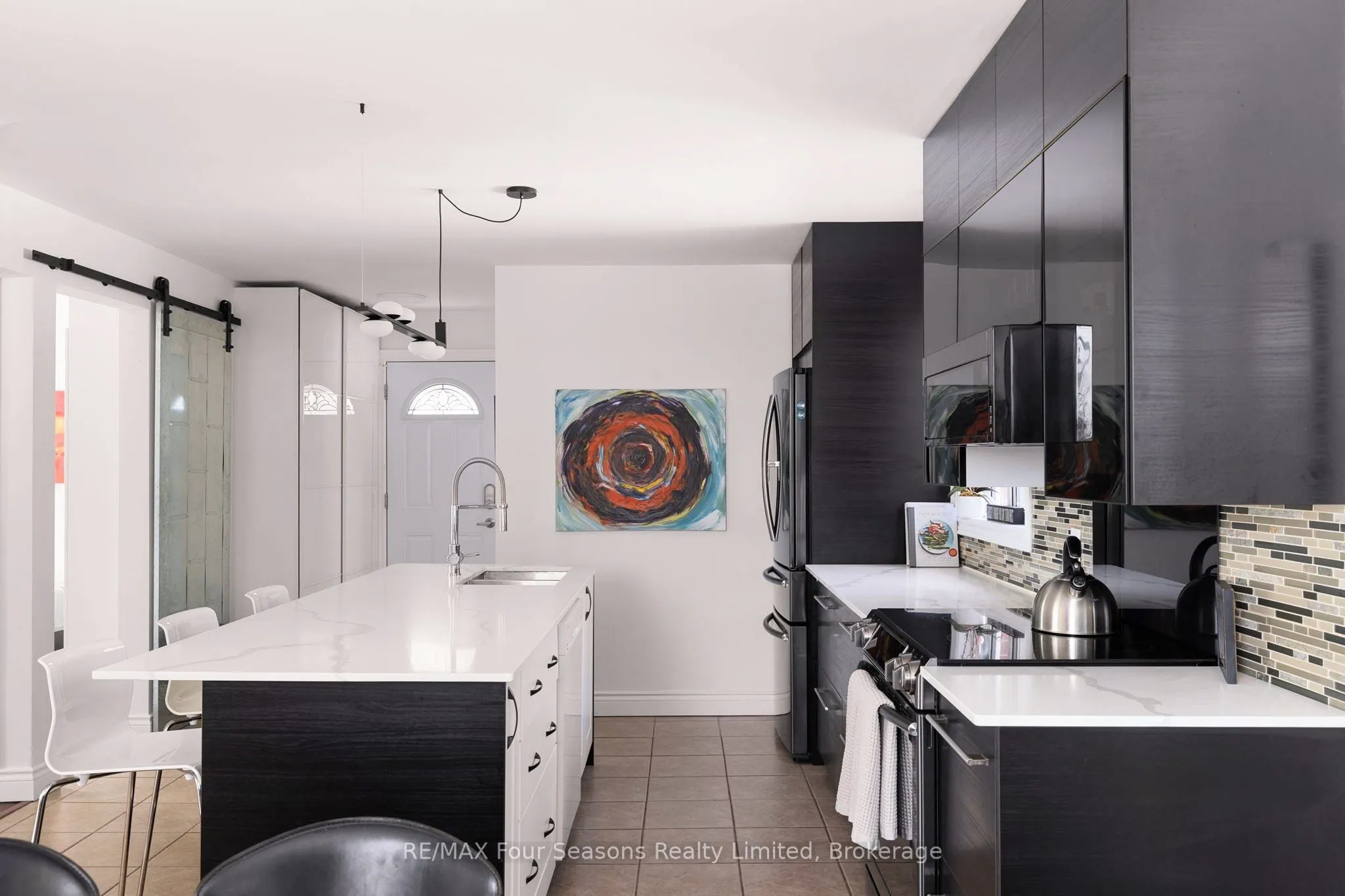 50 Amaranth Street W