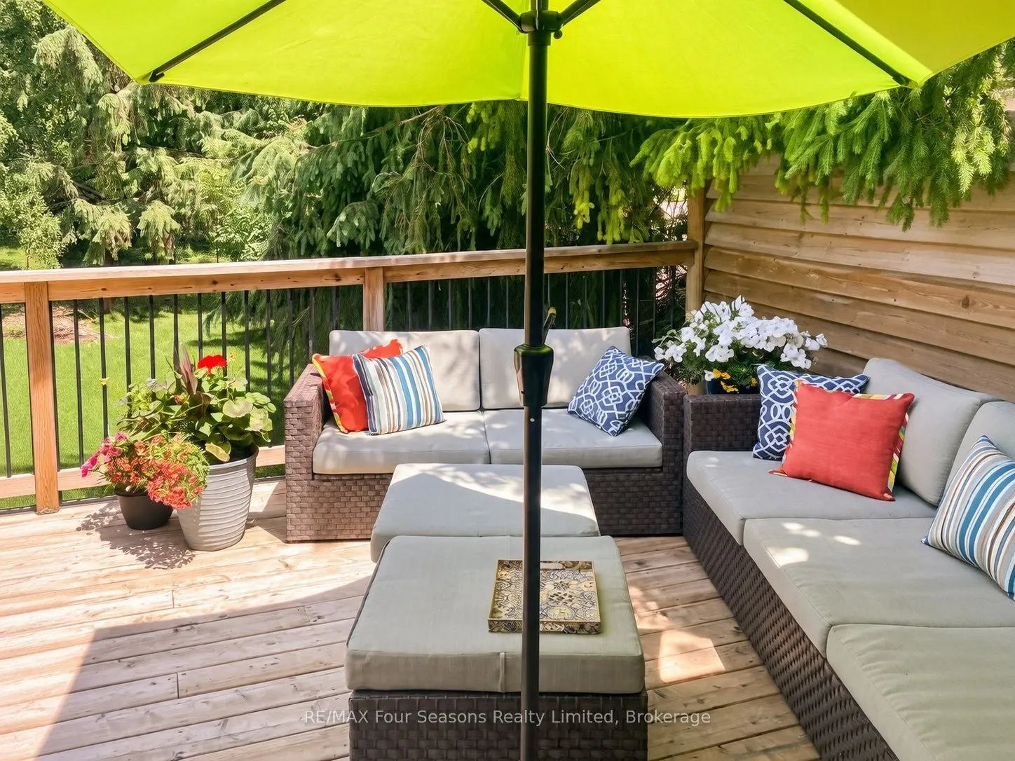 50 Amaranth Street W