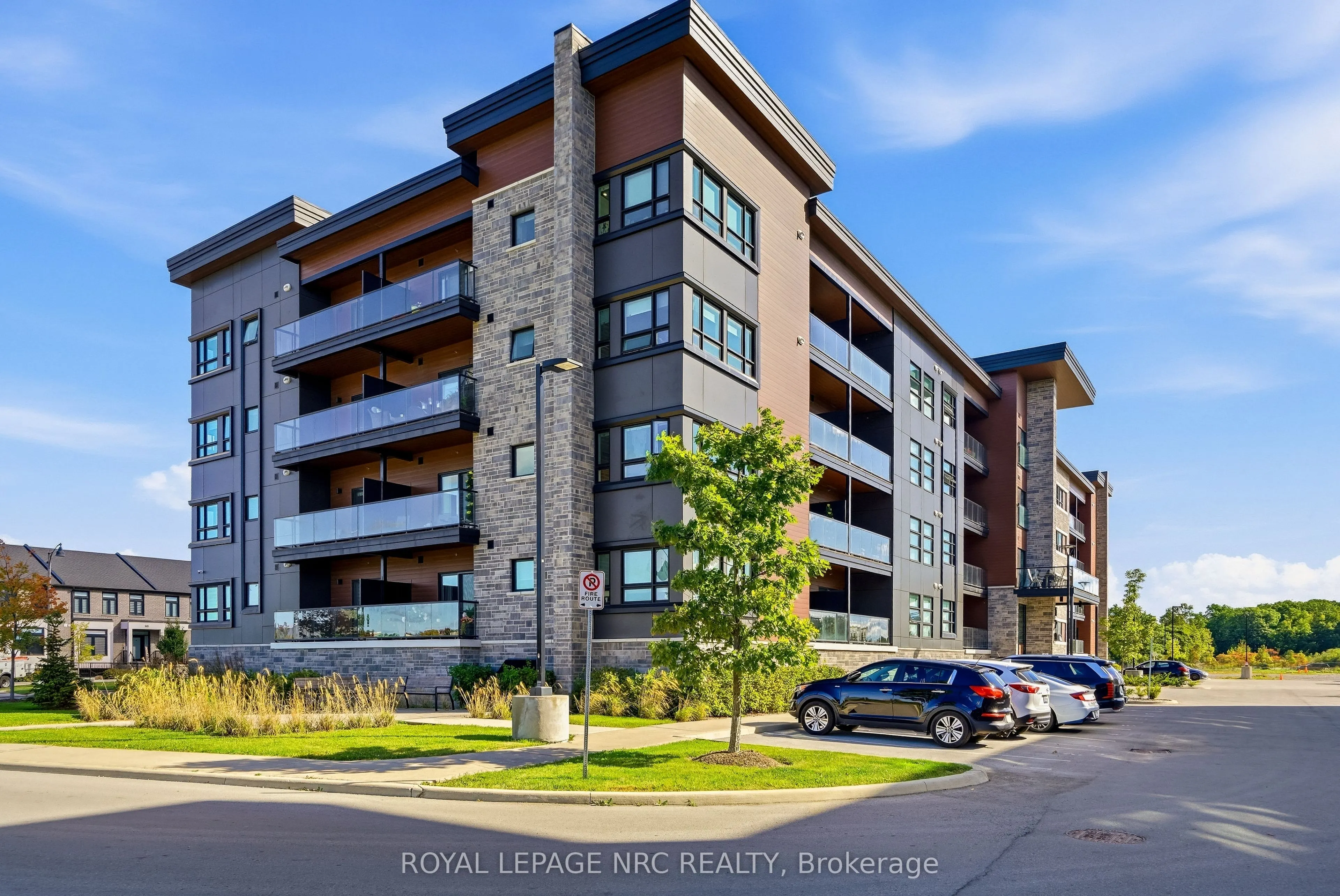 120 Summersides Boulevard #109