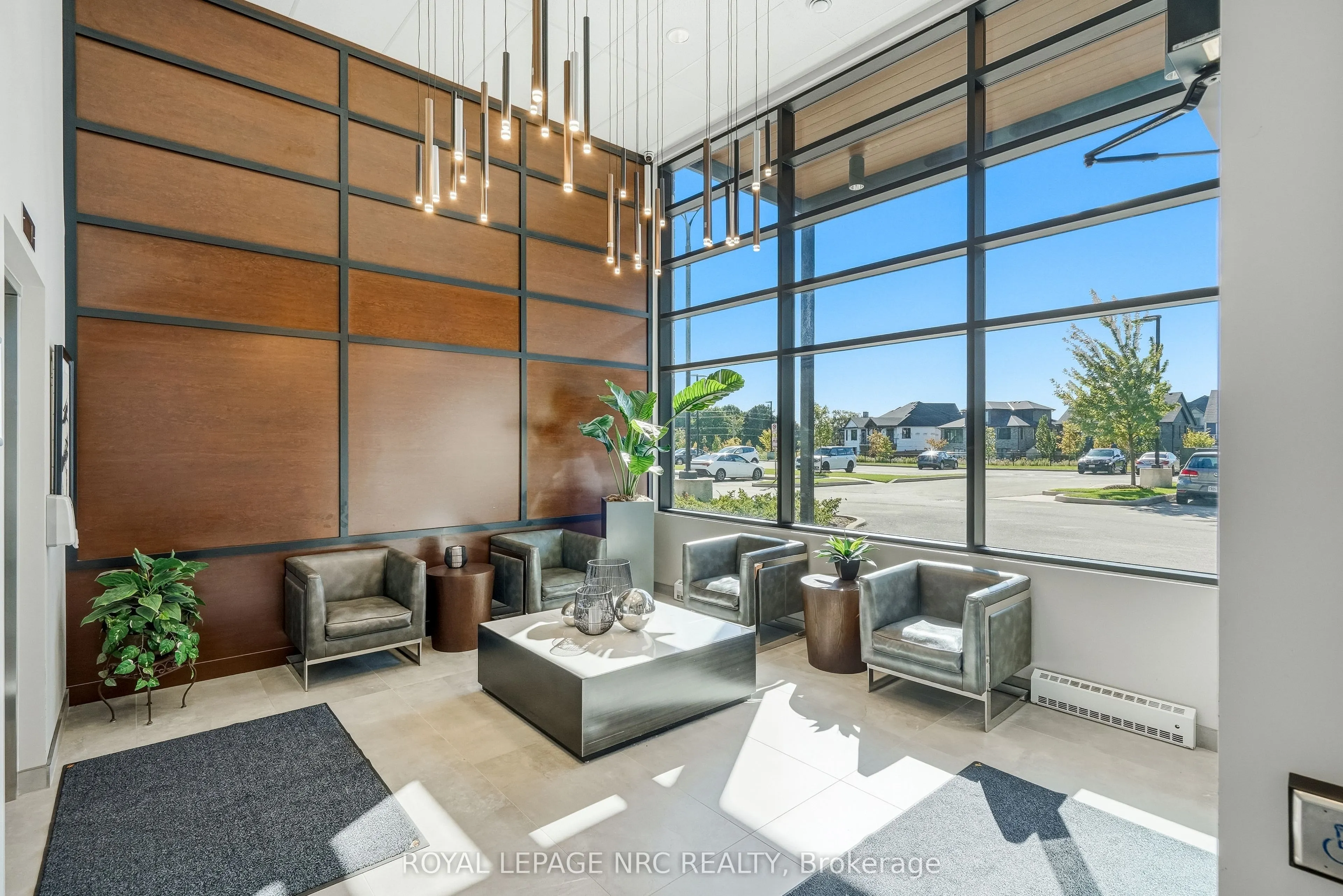 120 Summersides Boulevard #109