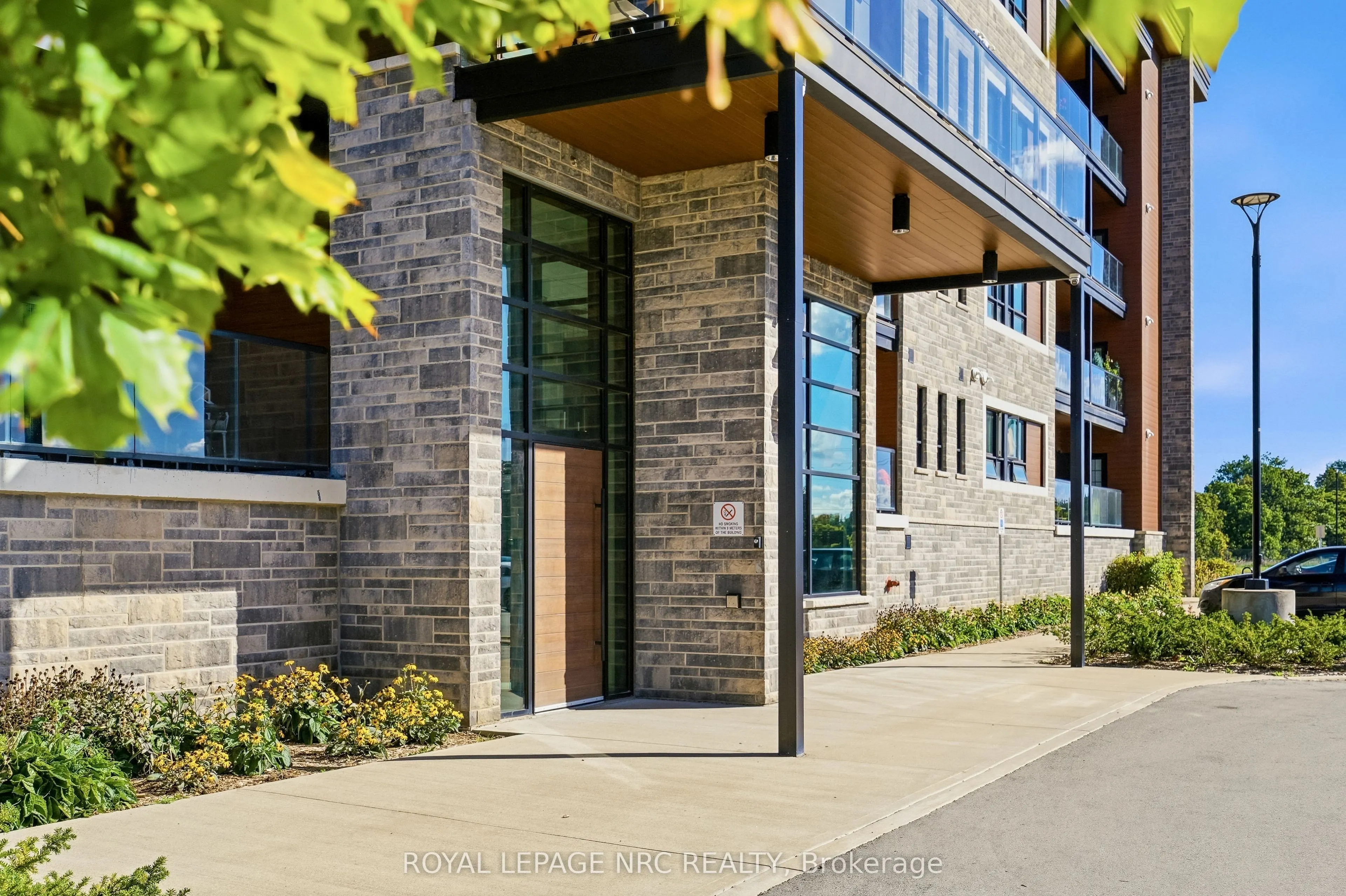 120 Summersides Boulevard #109