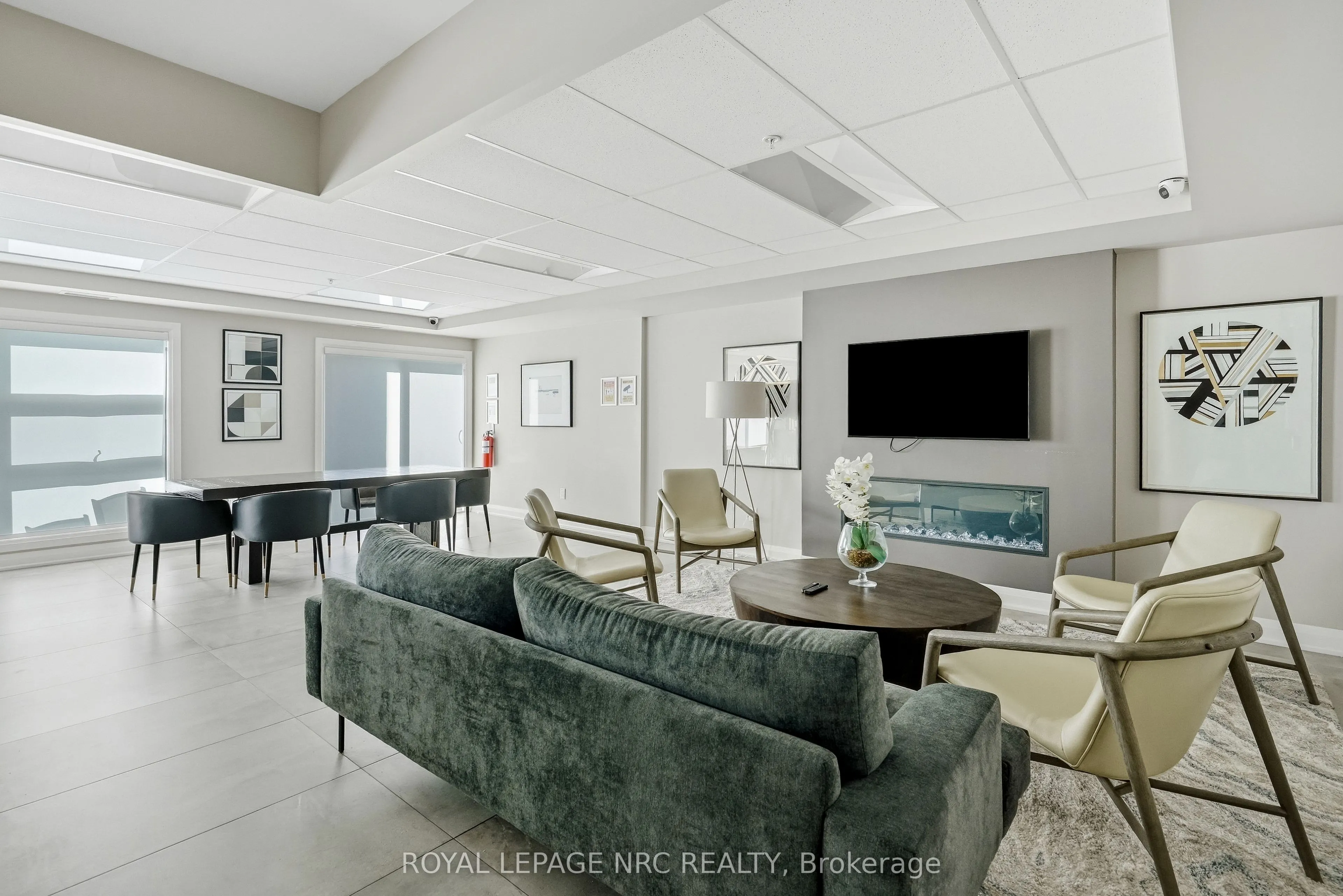120 Summersides Boulevard #109