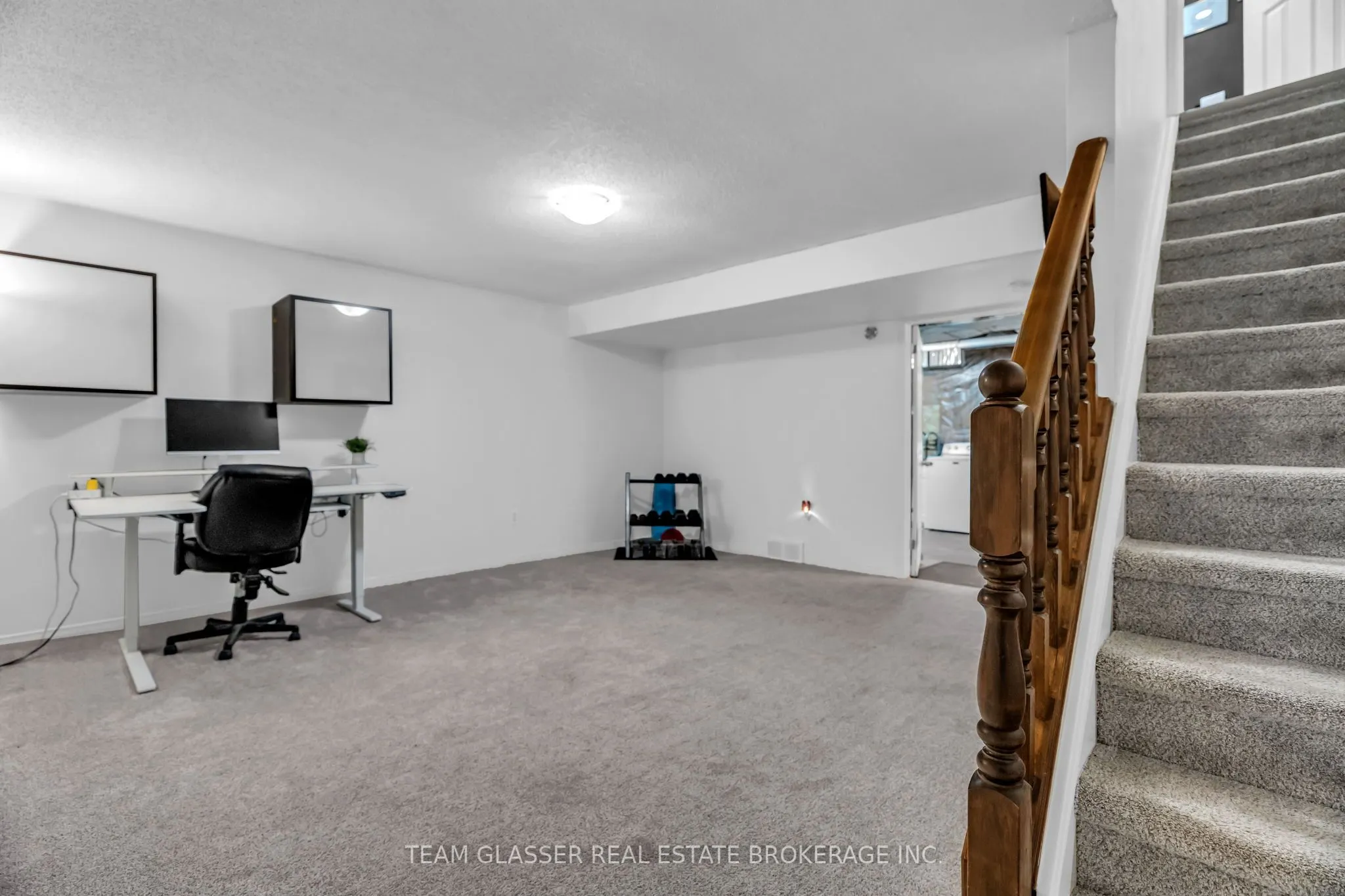 26 DAYBREAK Drive