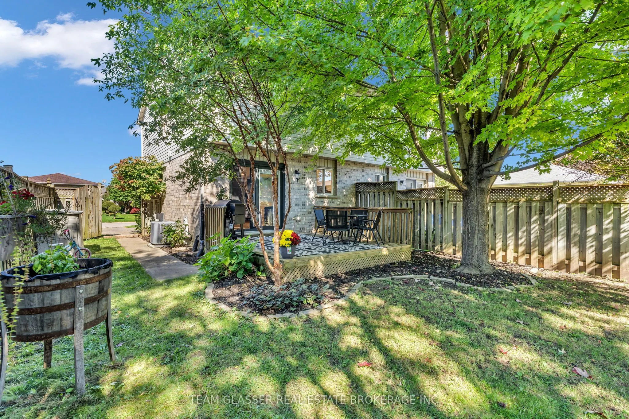 26 DAYBREAK Drive
