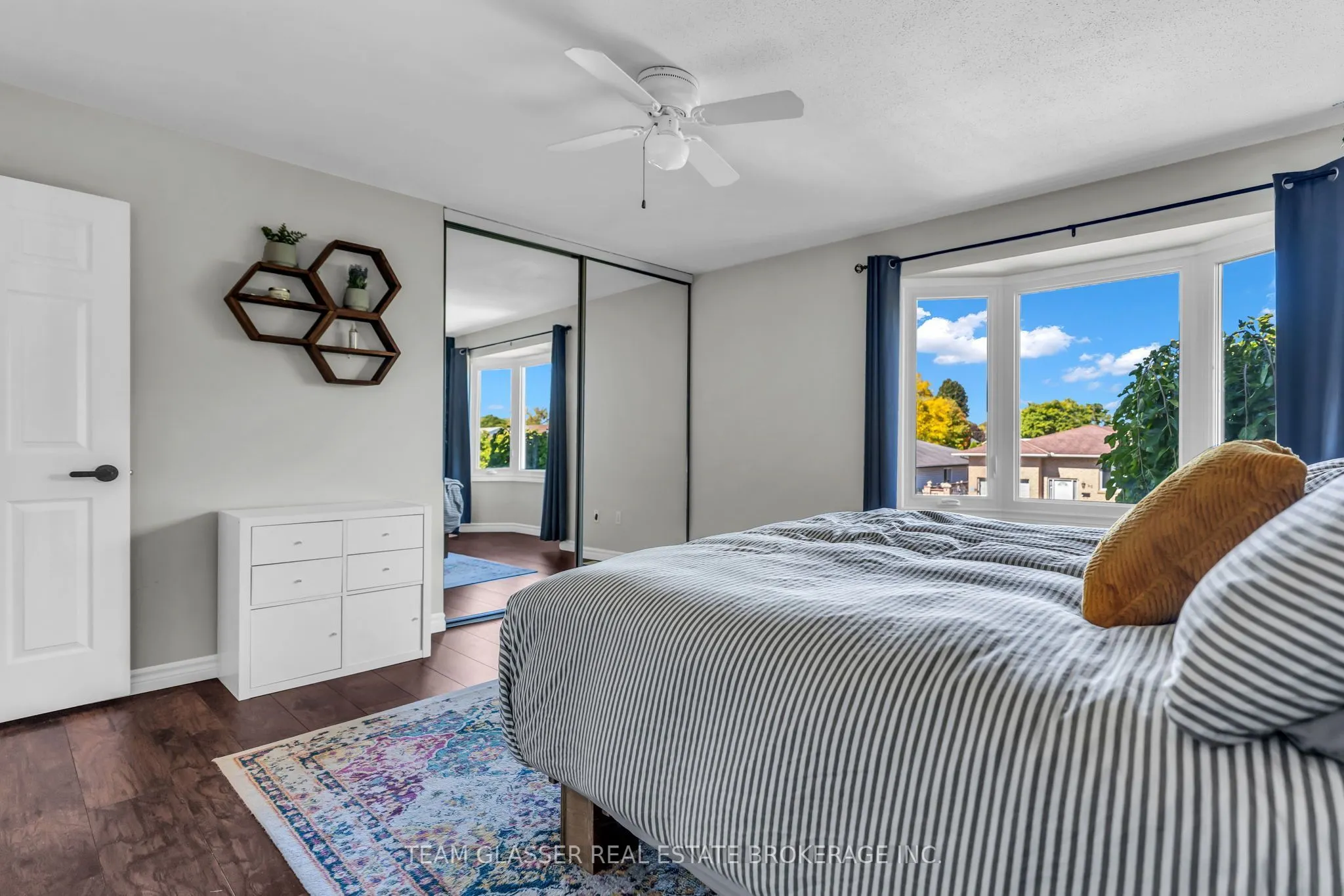 26 DAYBREAK Drive