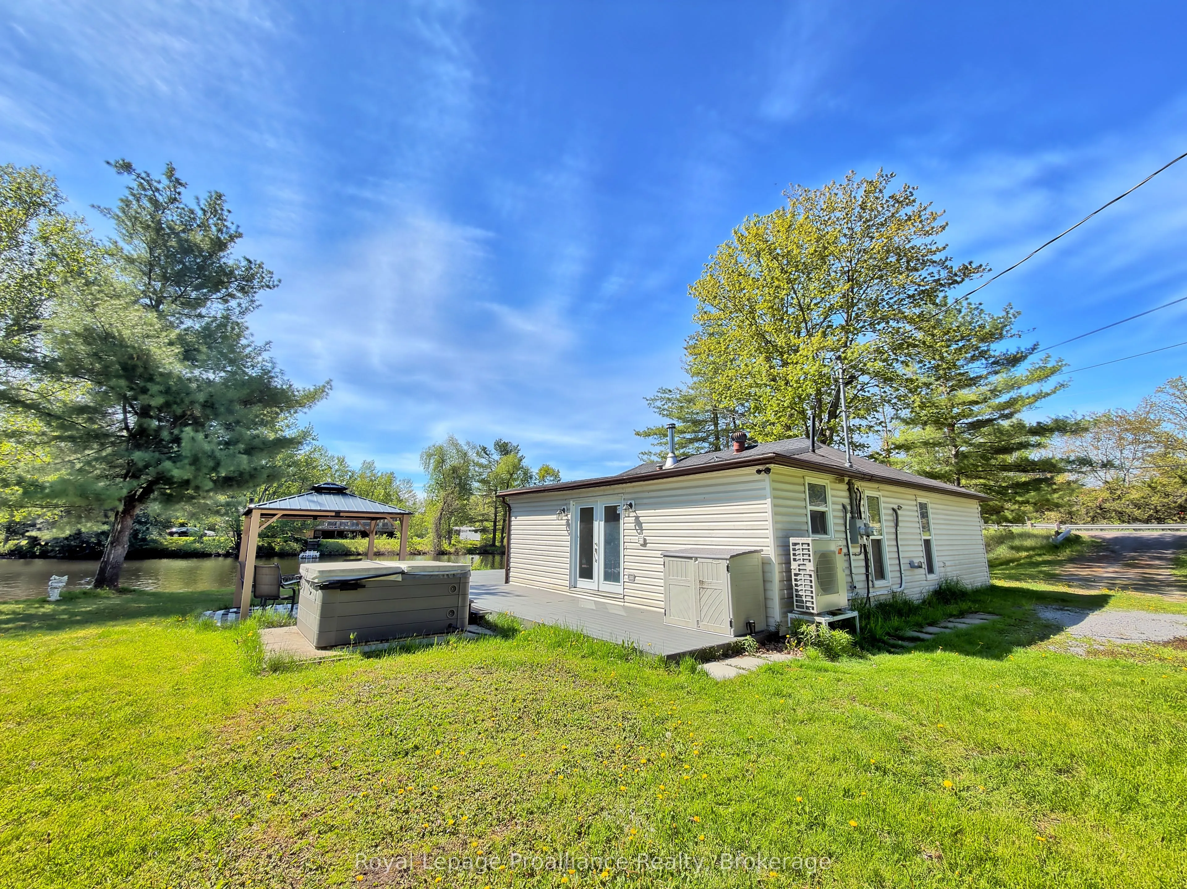 562 Cordova Road
