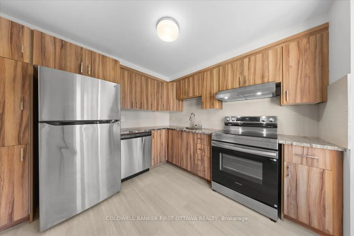 2F CASTLEBROOK Lane #12