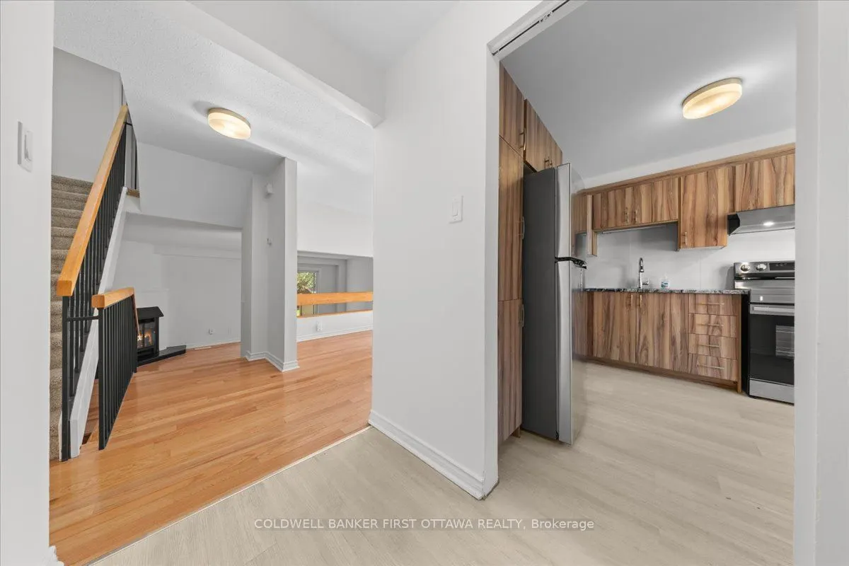 2F CASTLEBROOK Lane #12
