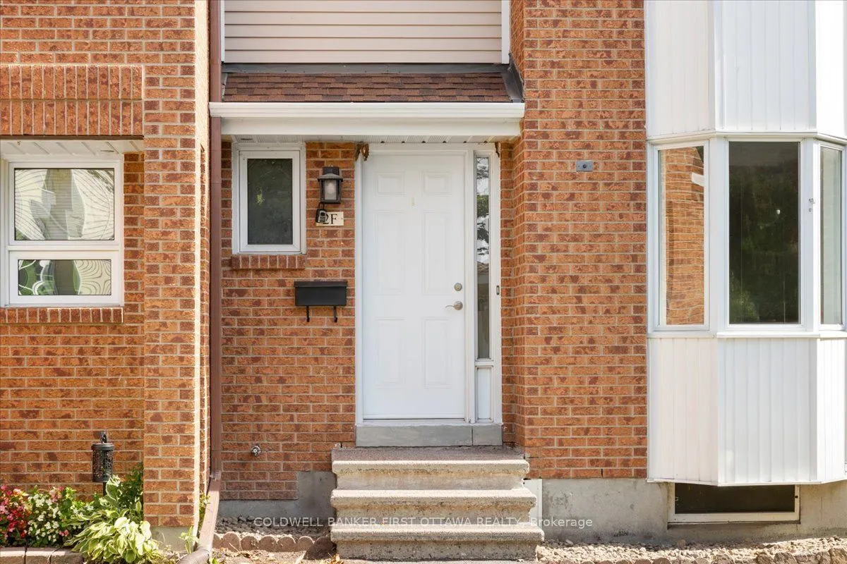 2F CASTLEBROOK Lane #12