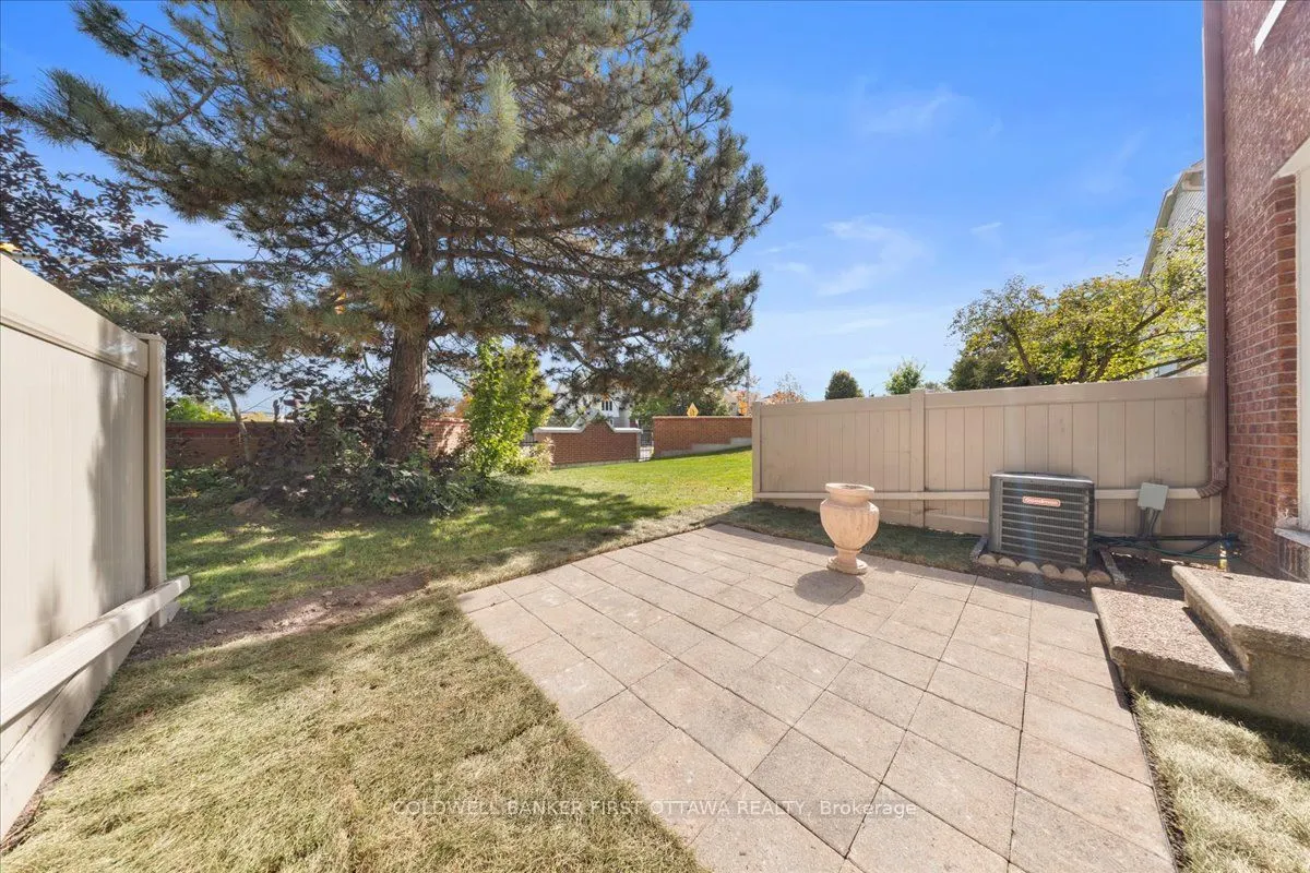 2F CASTLEBROOK Lane #12