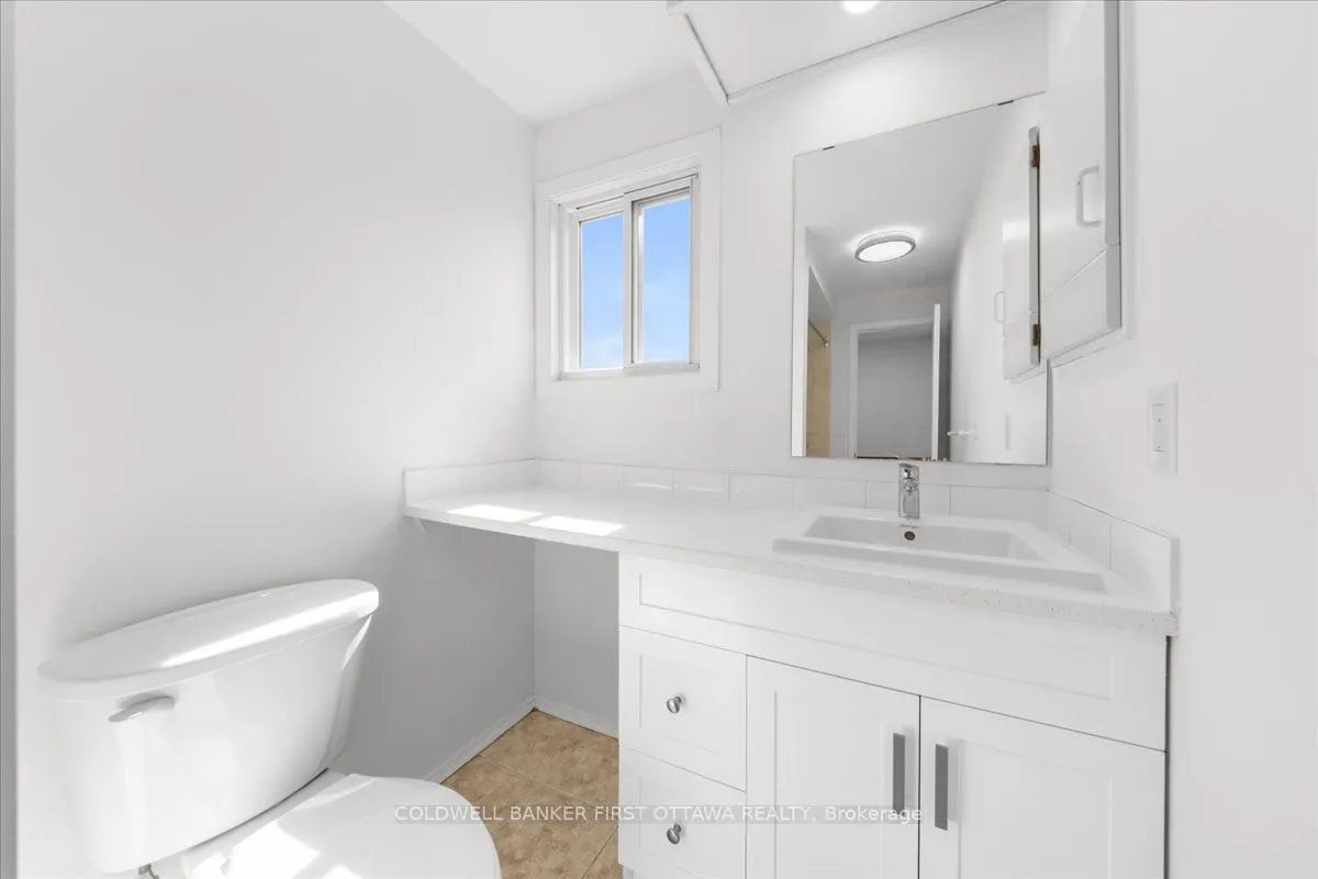 2F CASTLEBROOK Lane #12
