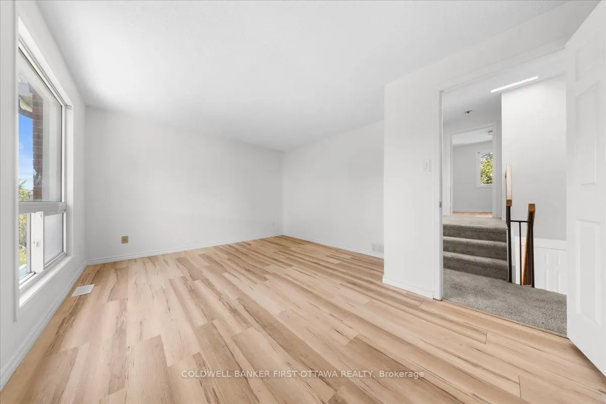 2F CASTLEBROOK Lane #12
