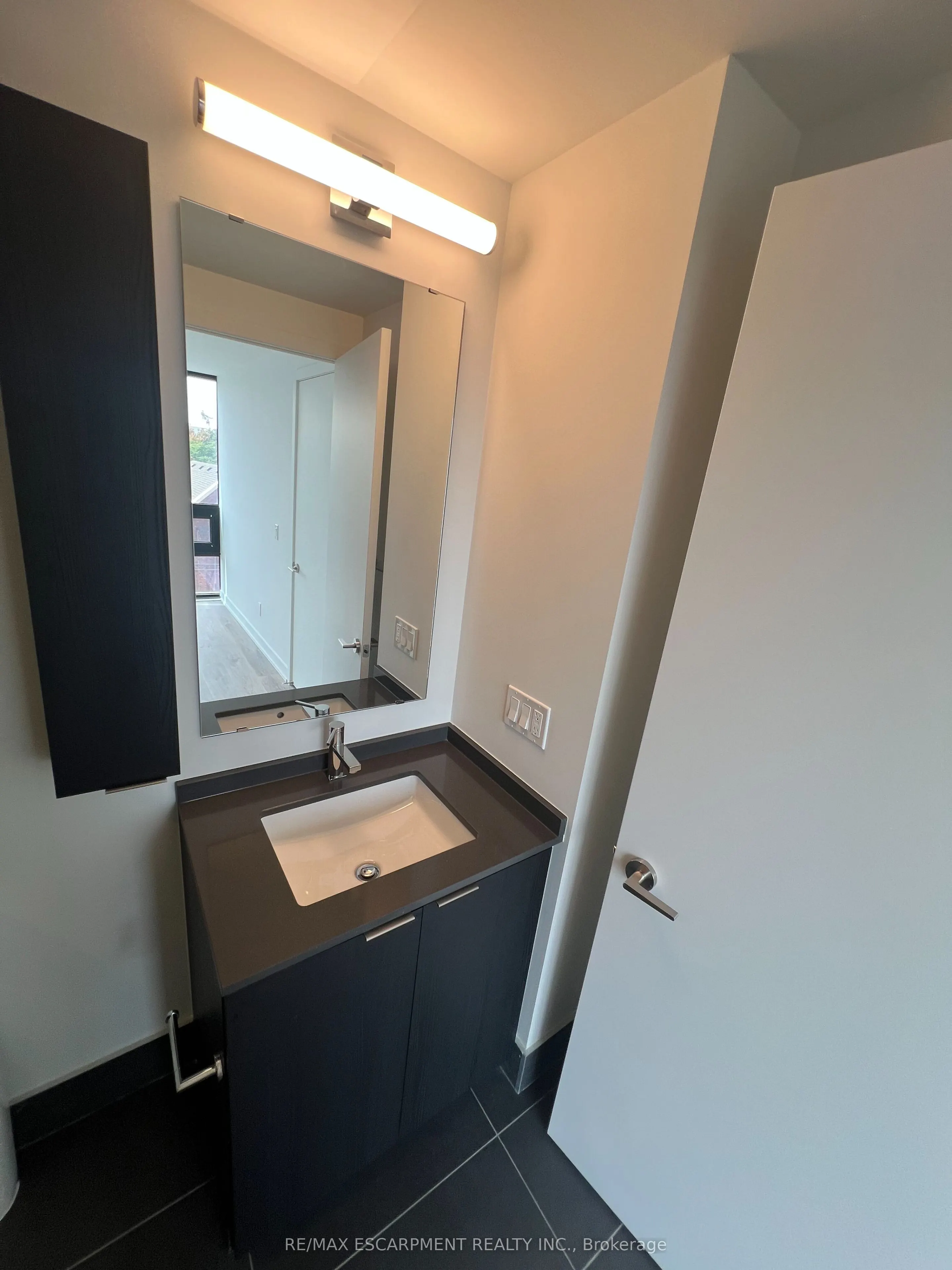 101 JOHN Street N #416