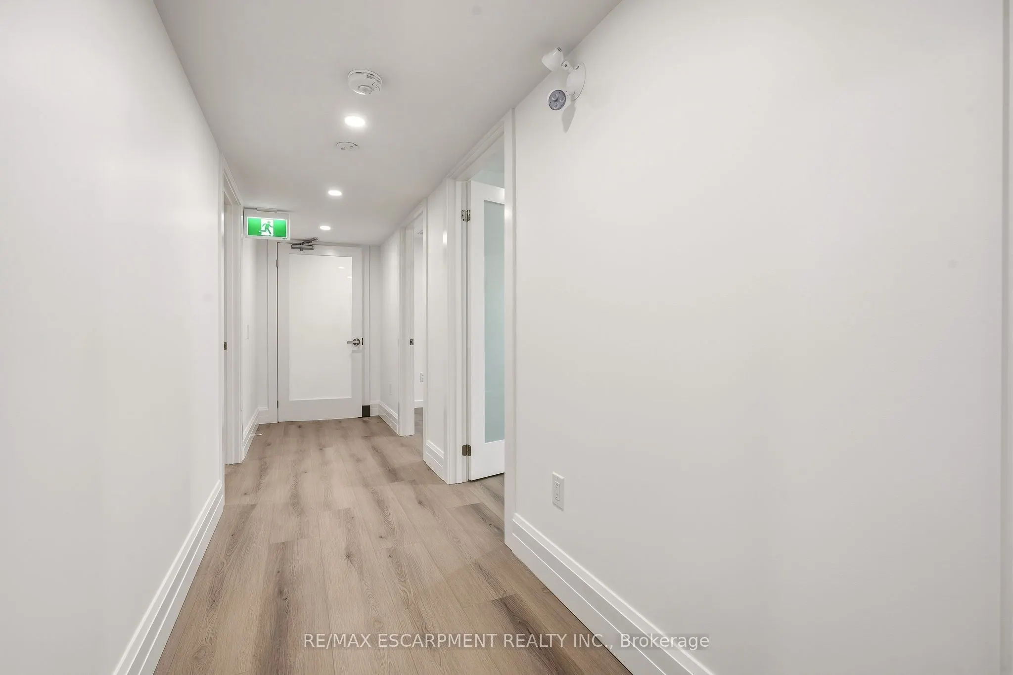 326 WILSON Street E #N. SUITE