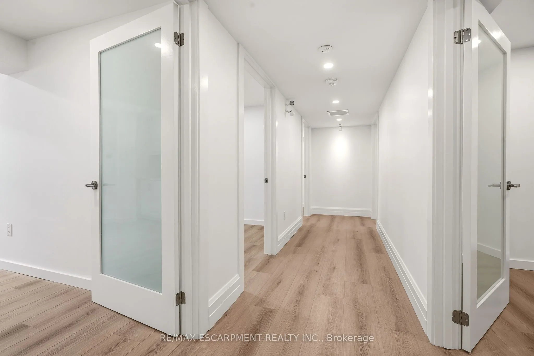 326 WILSON Street E #N. SUITE