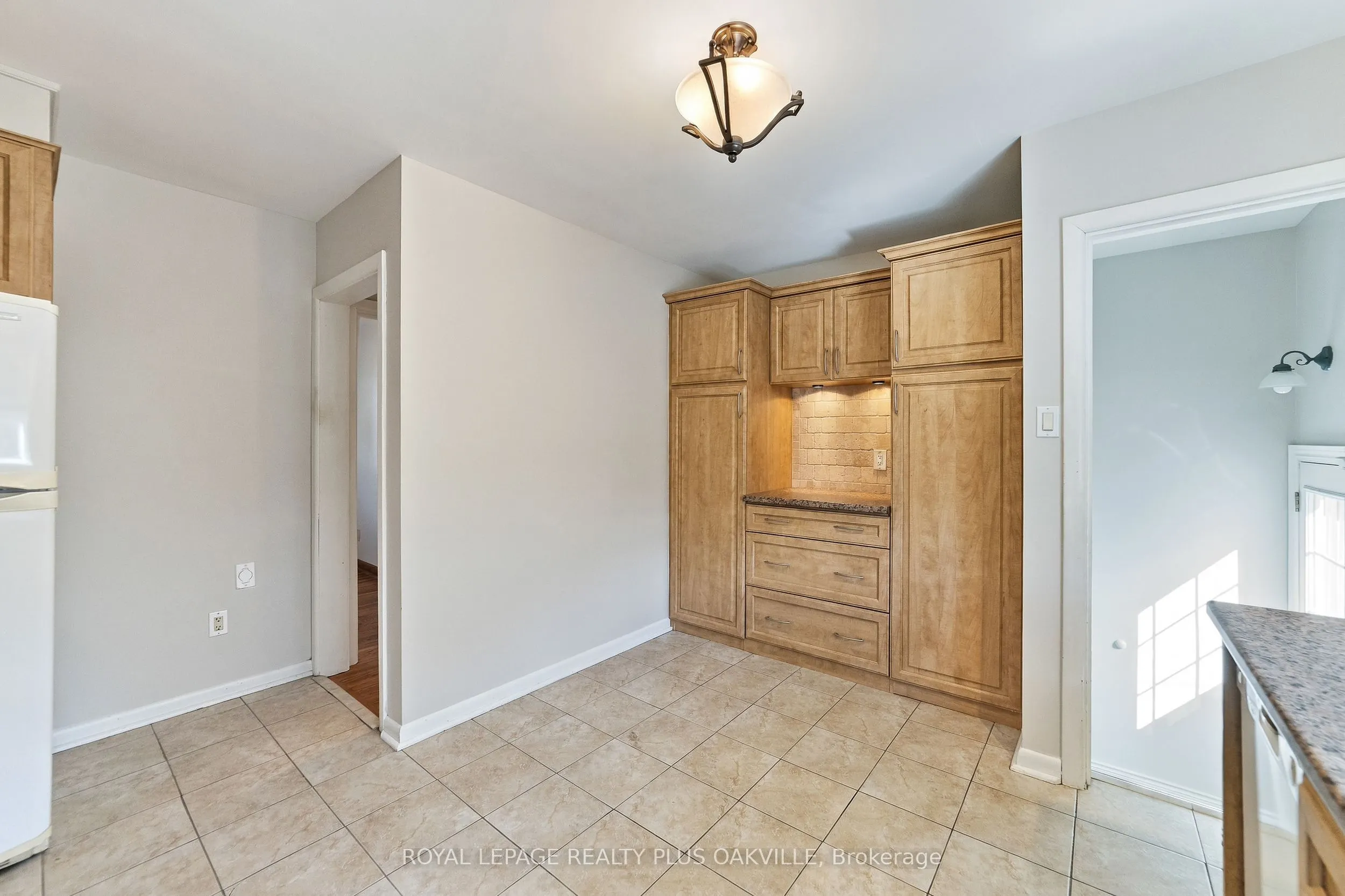 19 Endfield Avenue