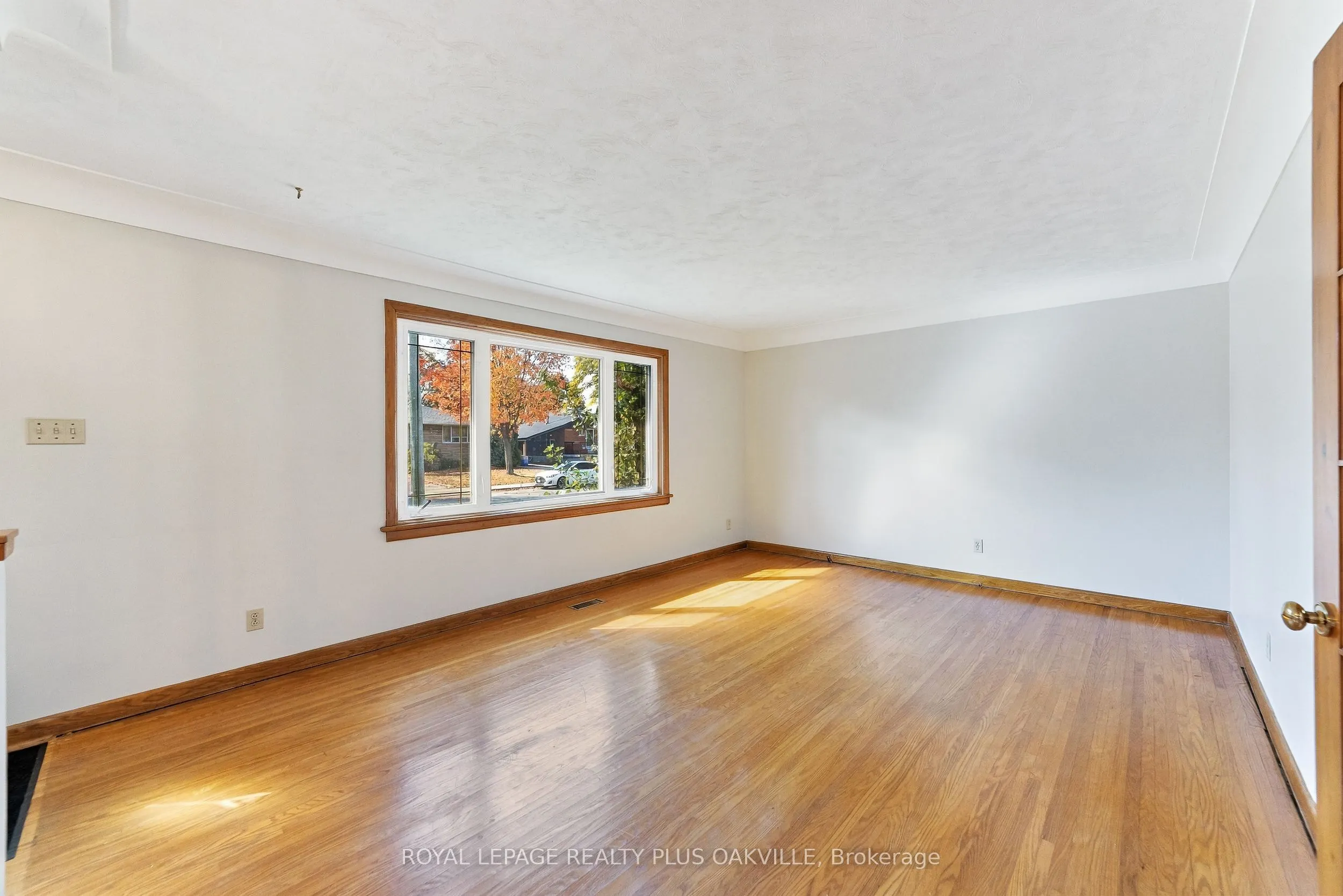 19 Endfield Avenue