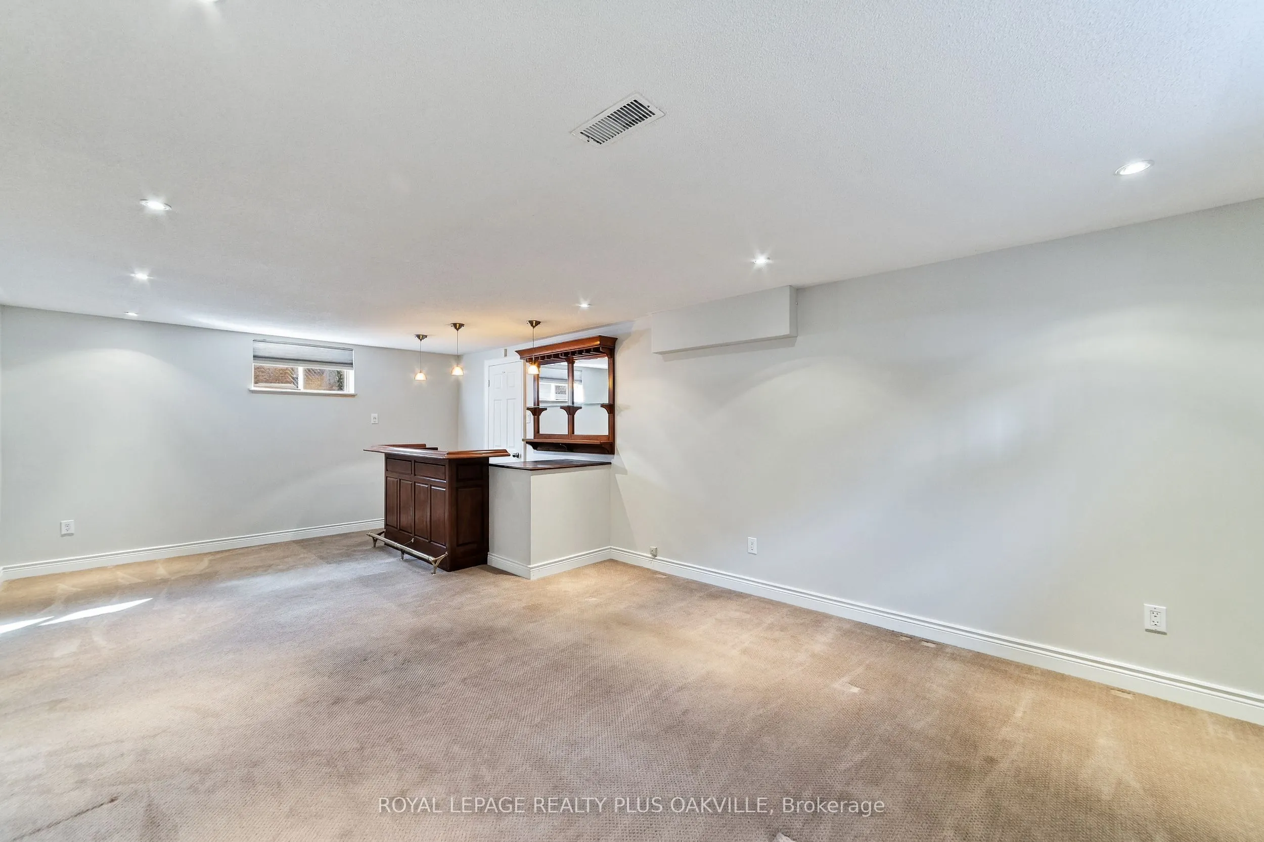 19 Endfield Avenue