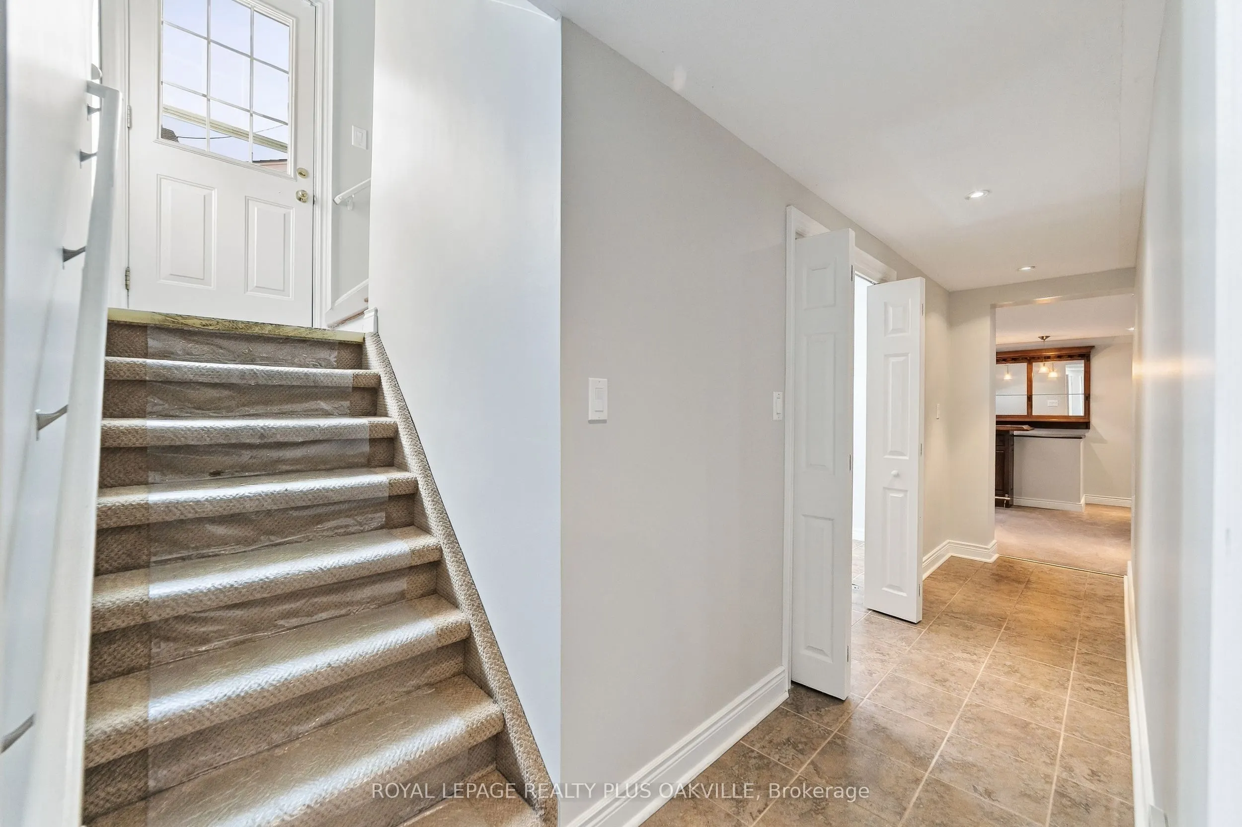 19 Endfield Avenue