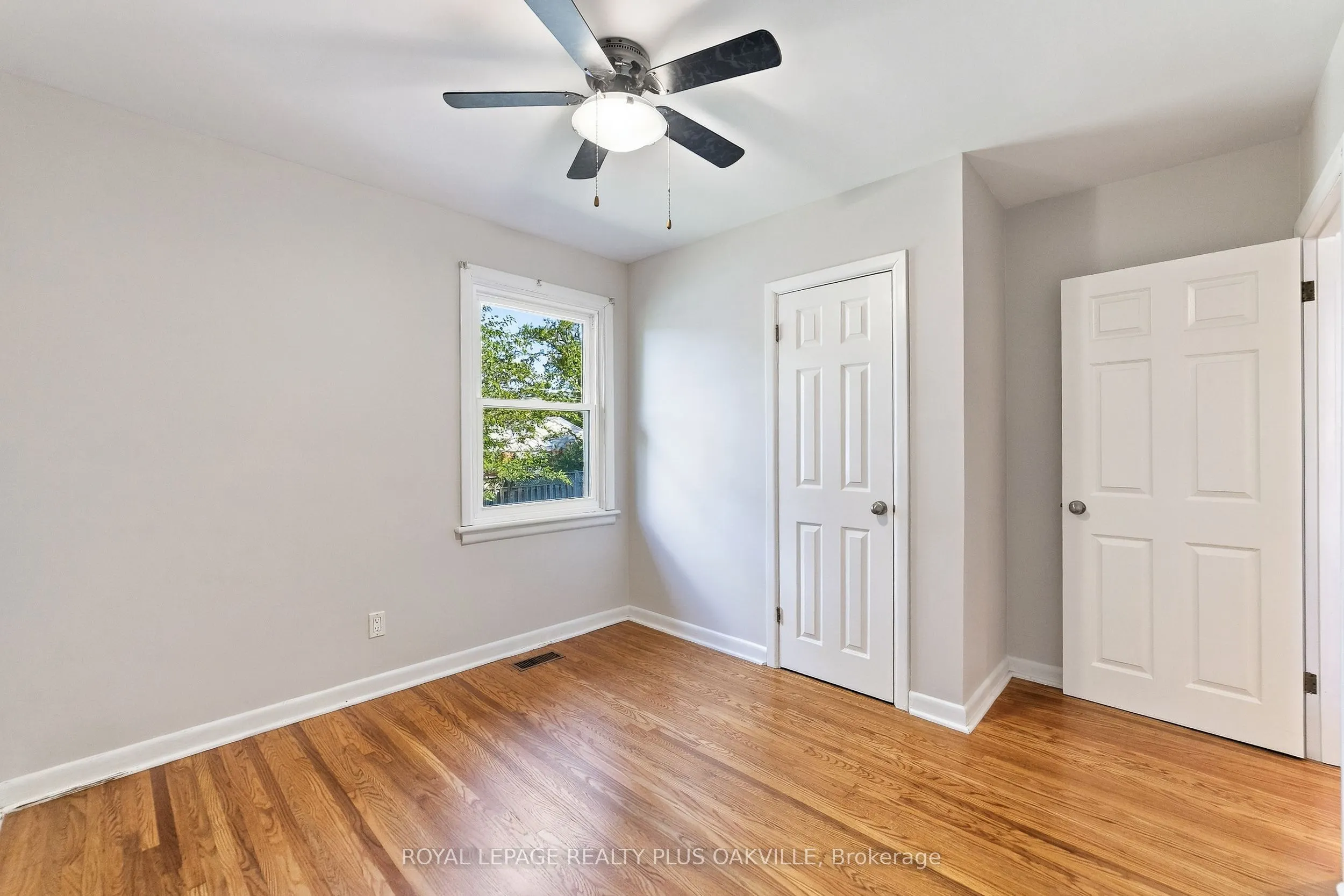 19 Endfield Avenue