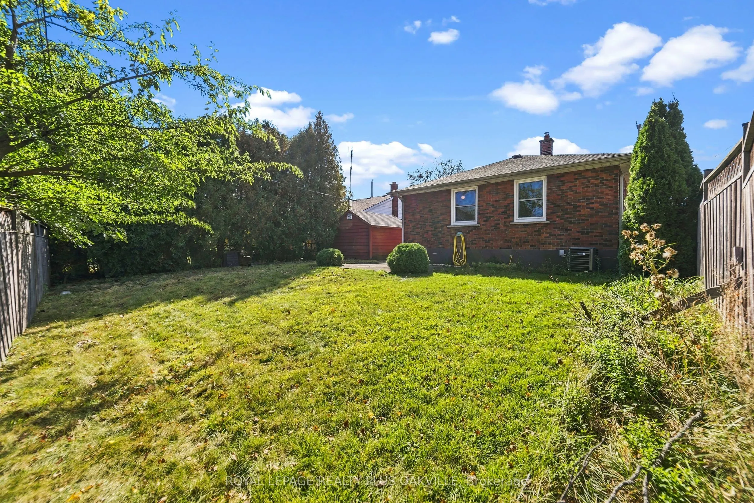 19 Endfield Avenue