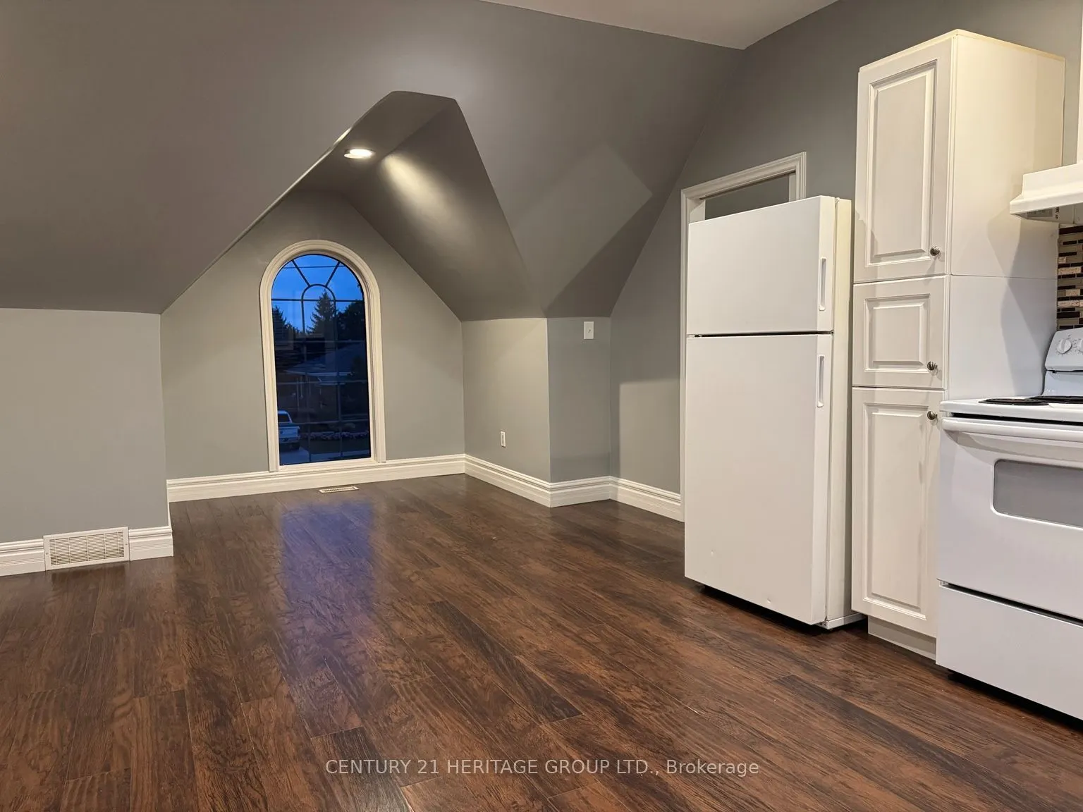 166 Cedardale Avenue ##3A