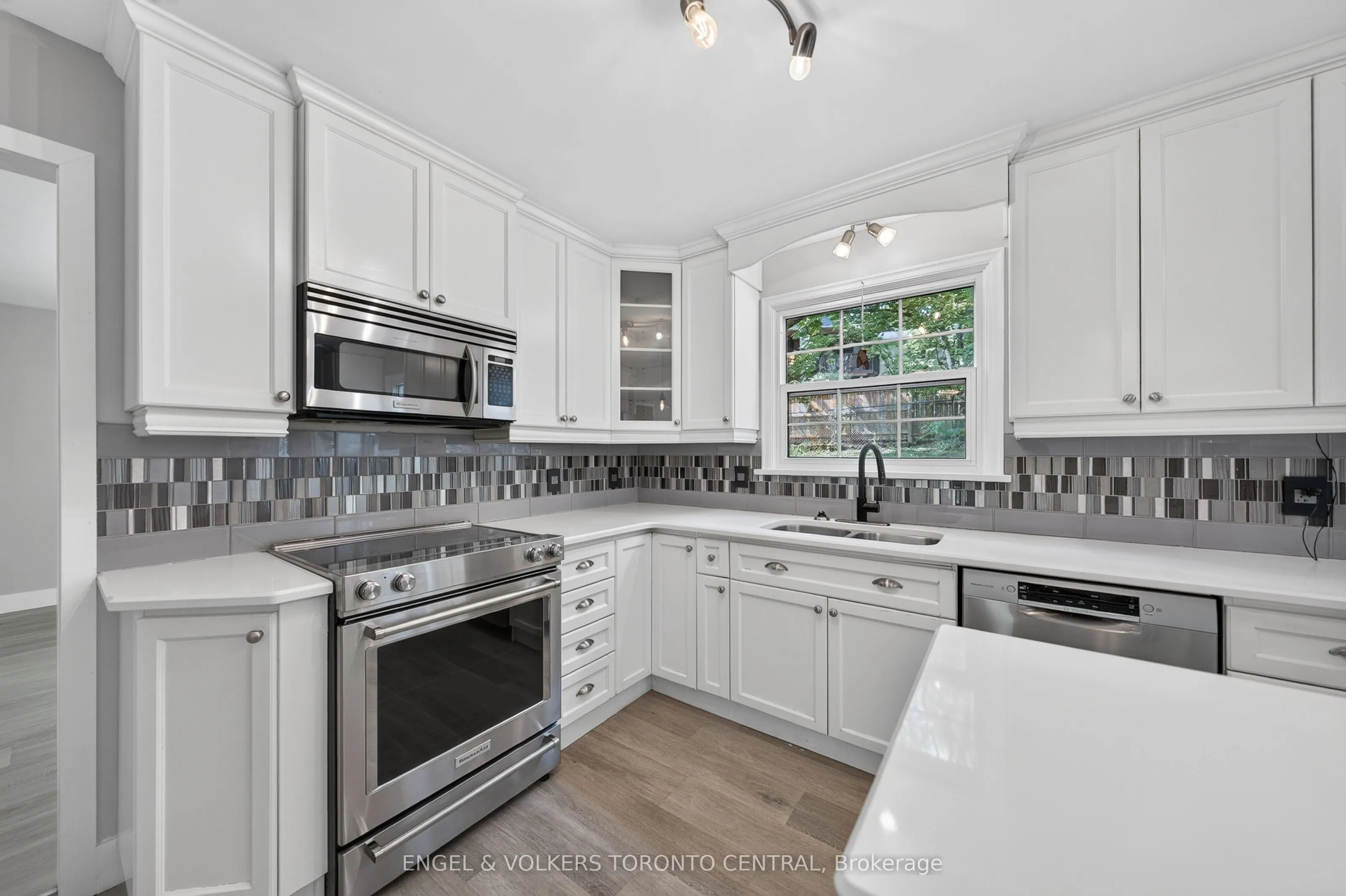 256 Shakespeare Drive