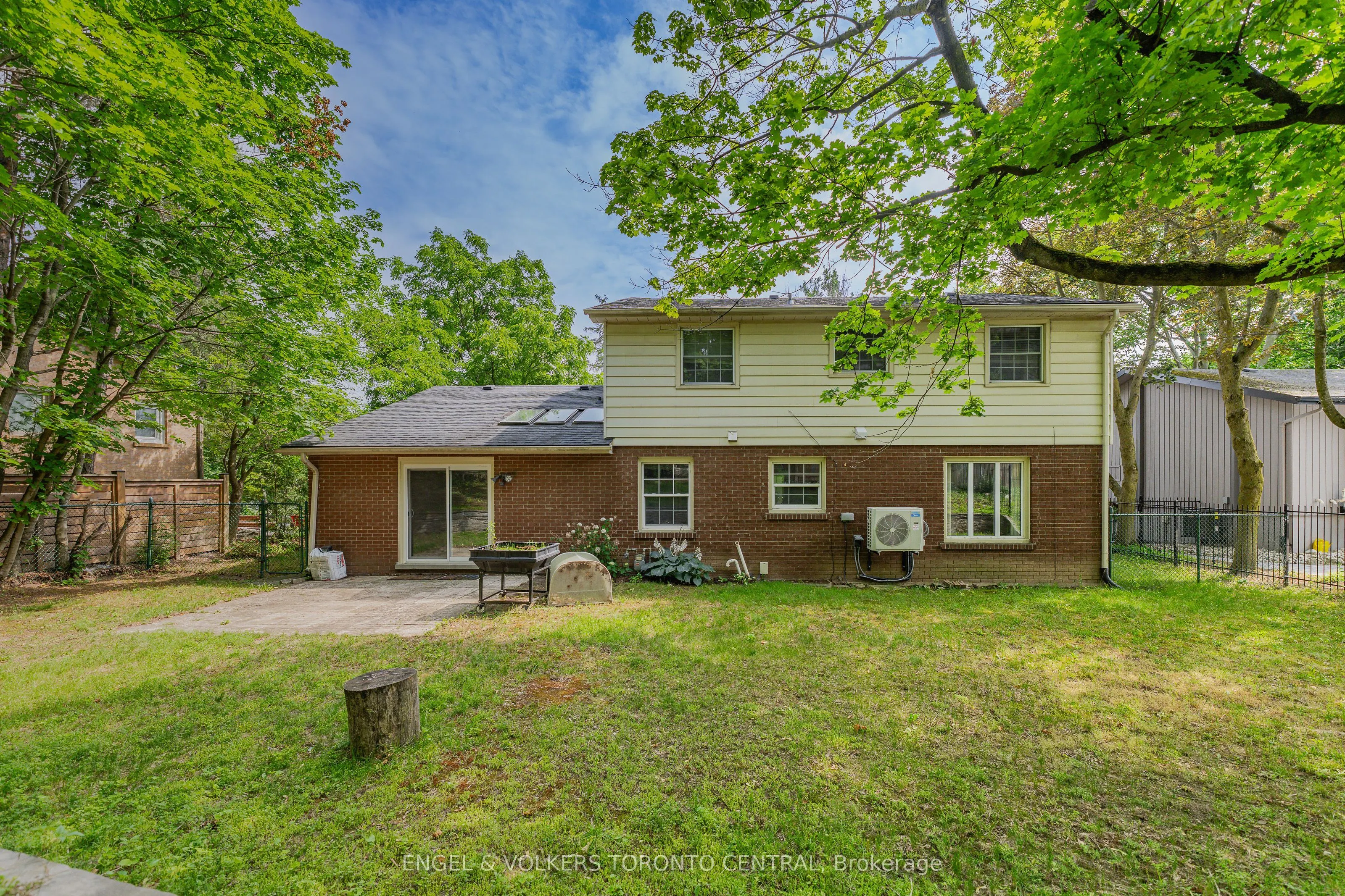 256 Shakespeare Drive