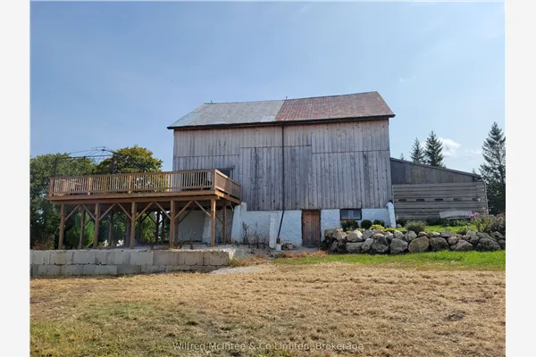 316900 HWY 6
