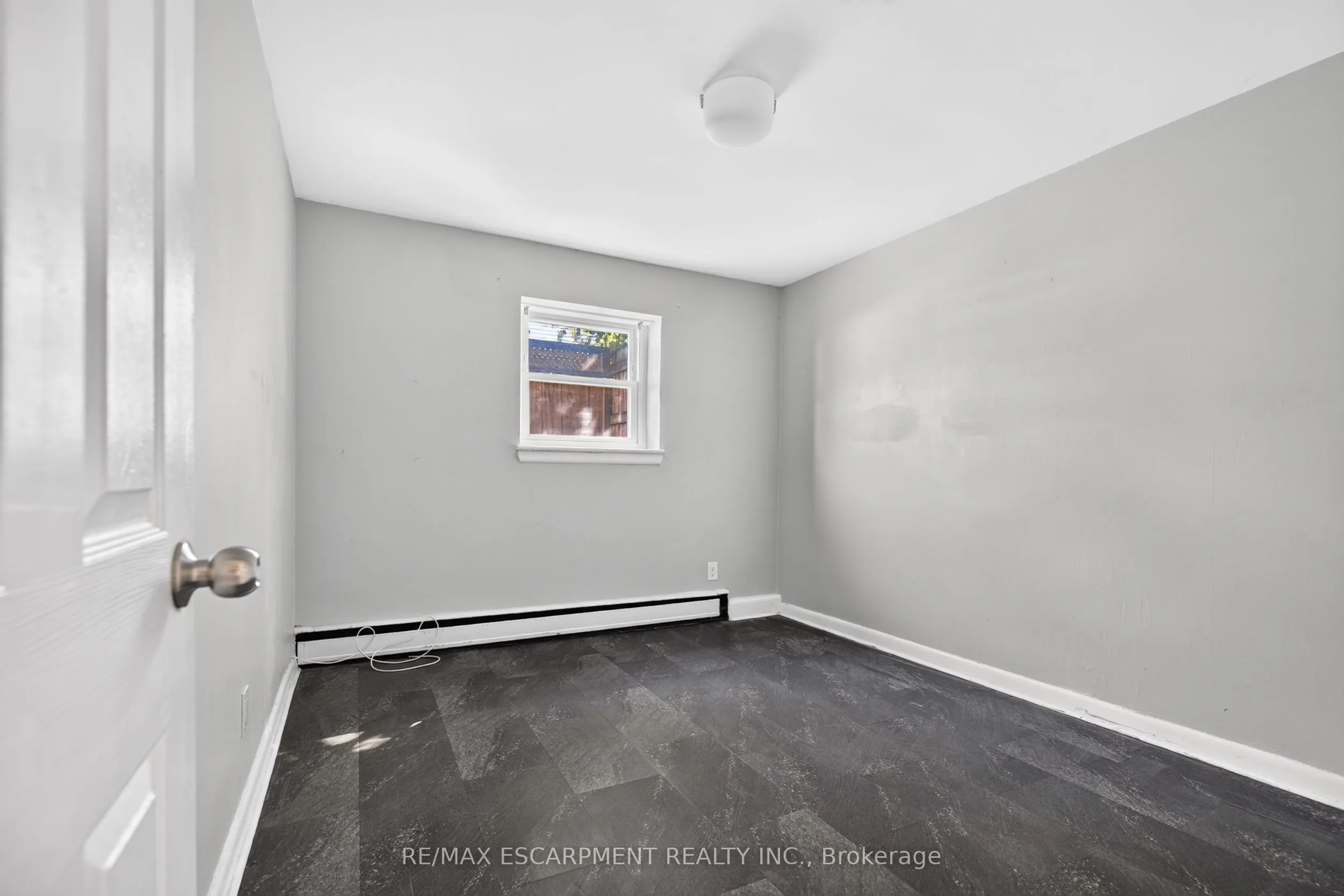 3 Applewood Avenue #1