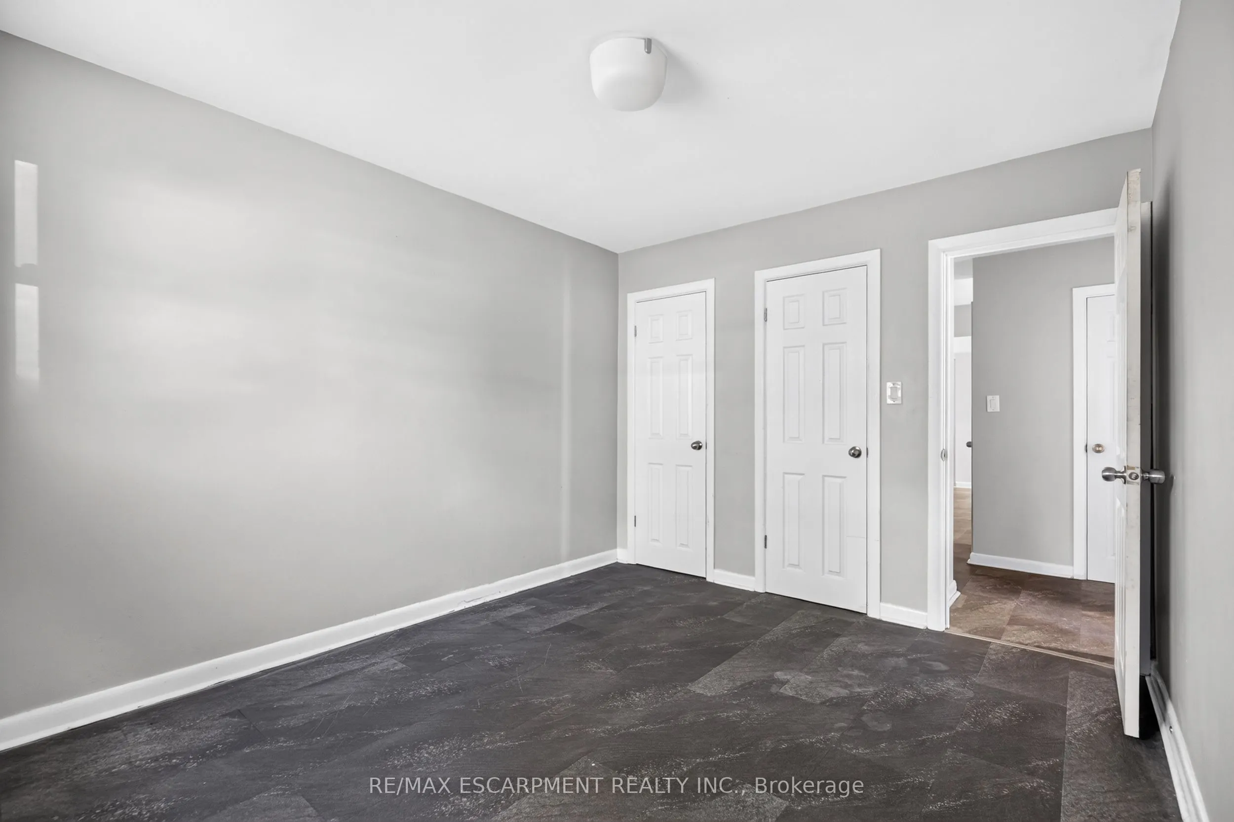 3 Applewood Avenue #1