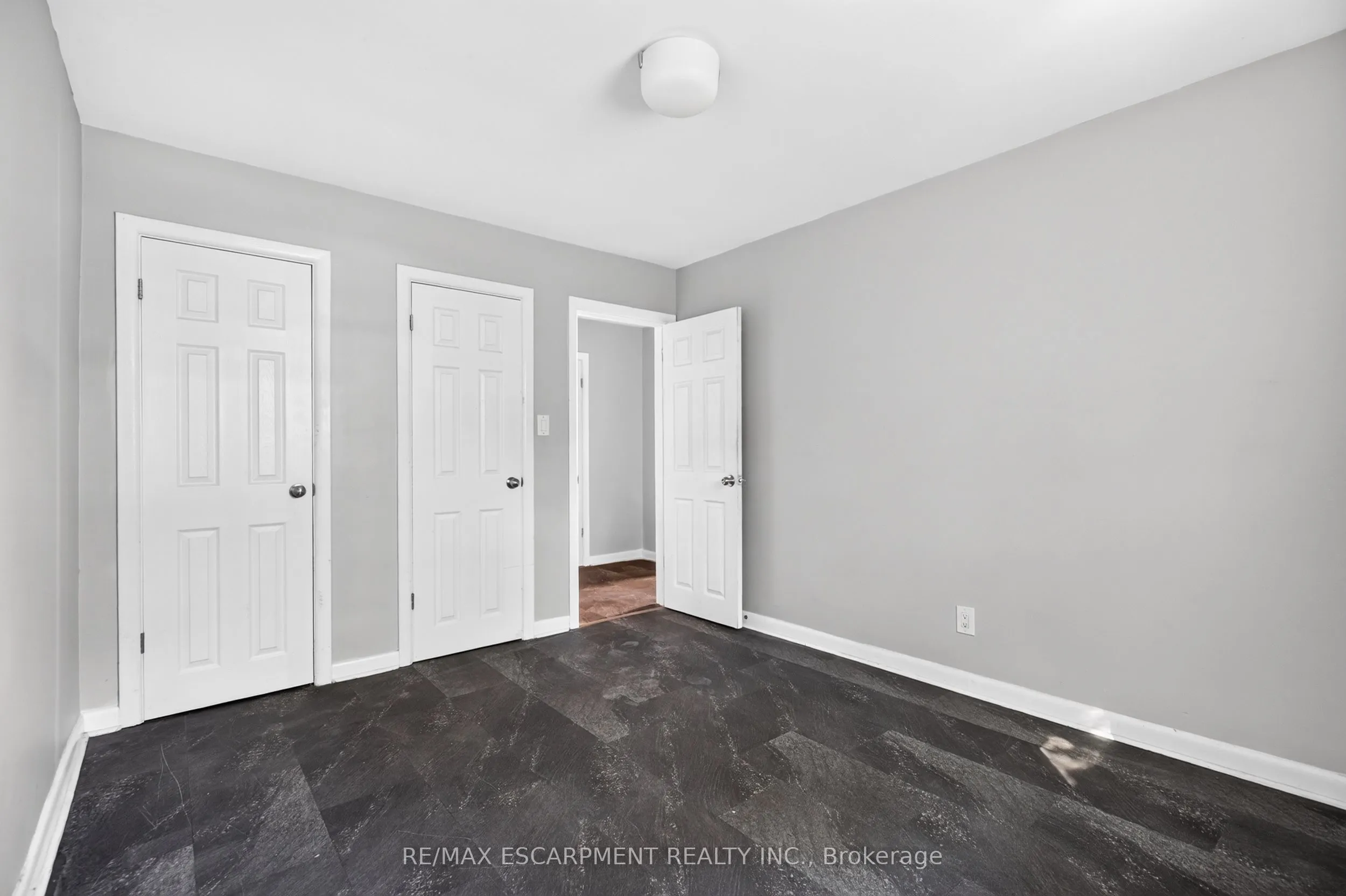 3 Applewood Avenue #1