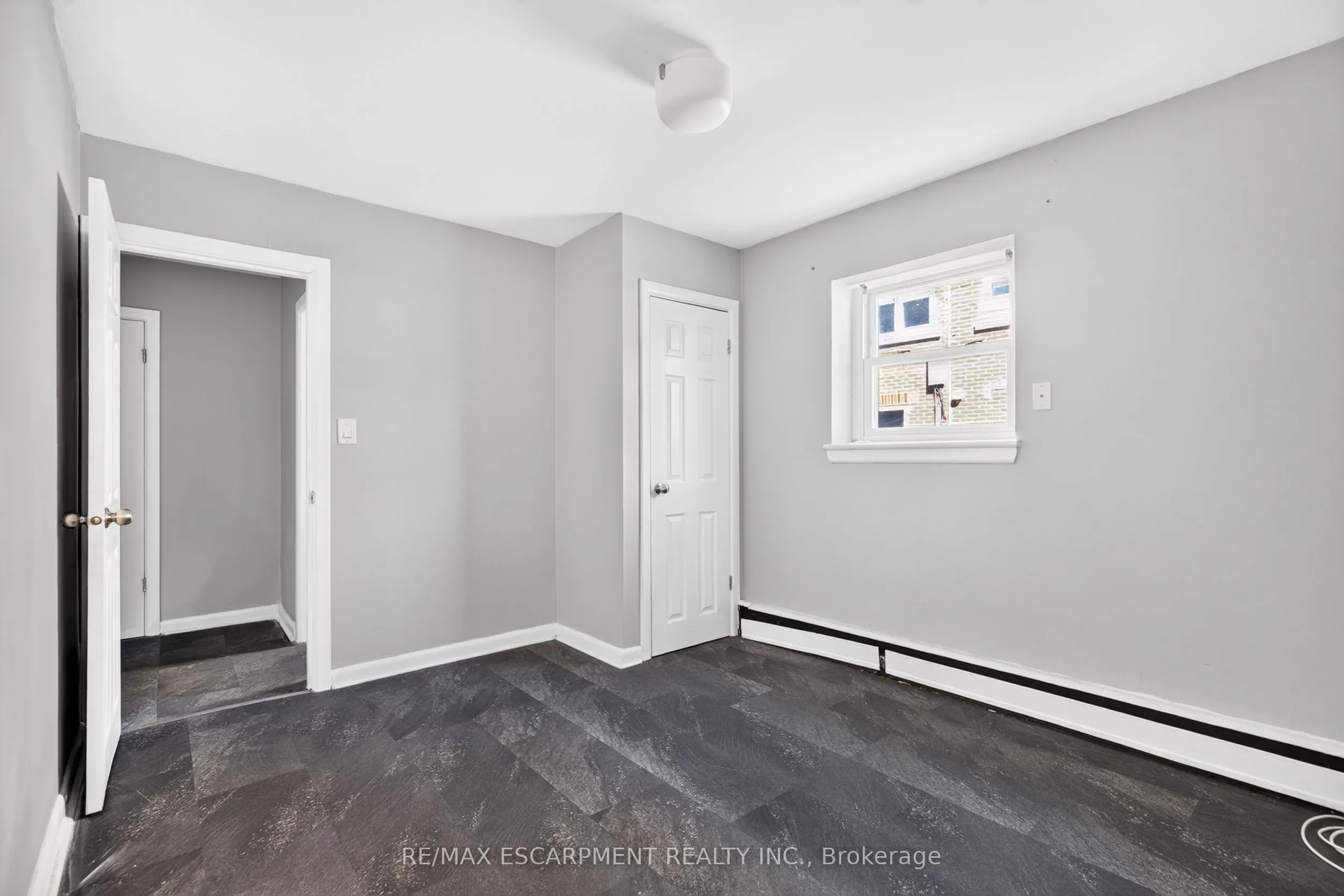 3 Applewood Avenue #1