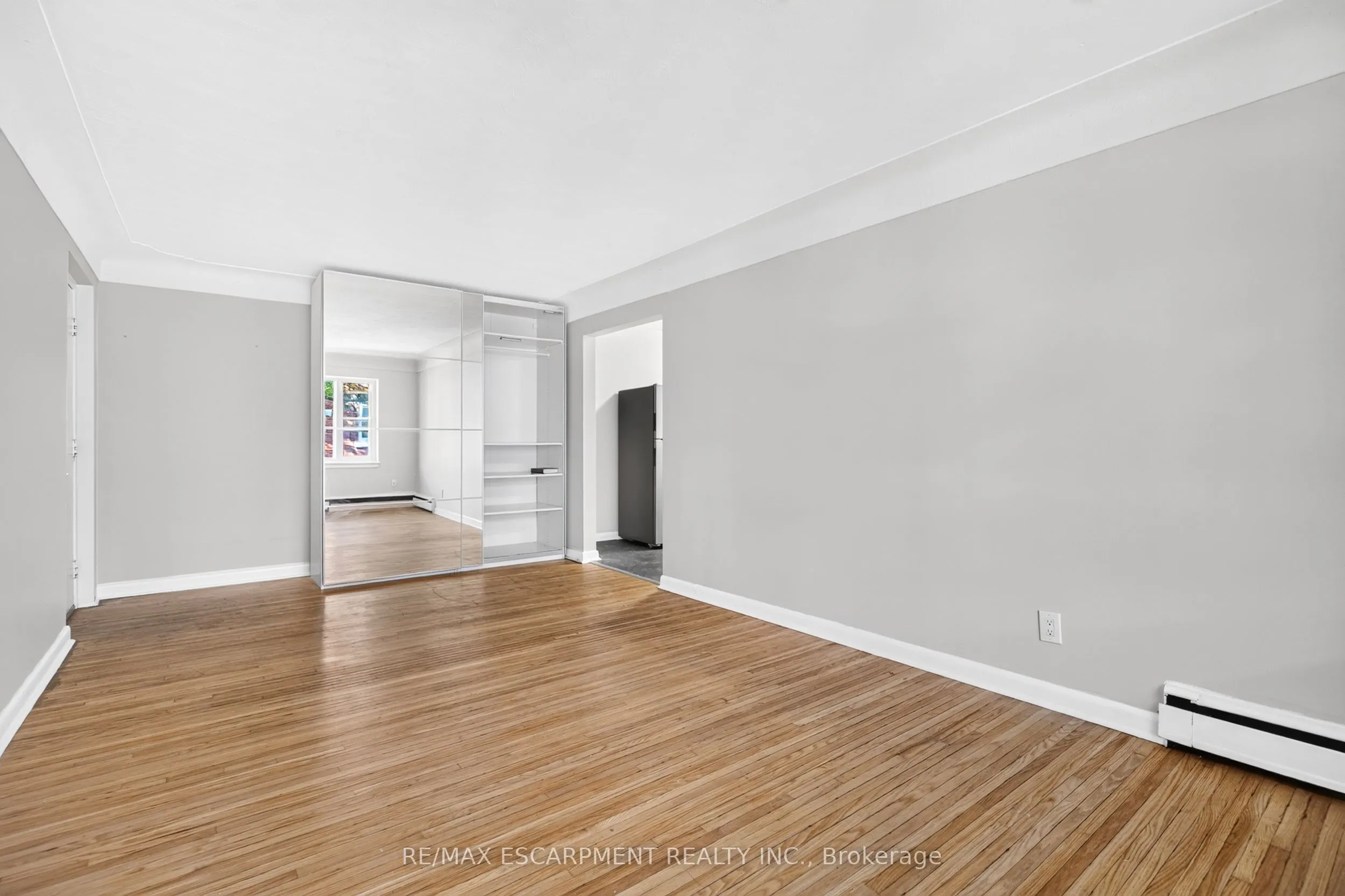 3 Applewood Avenue #3