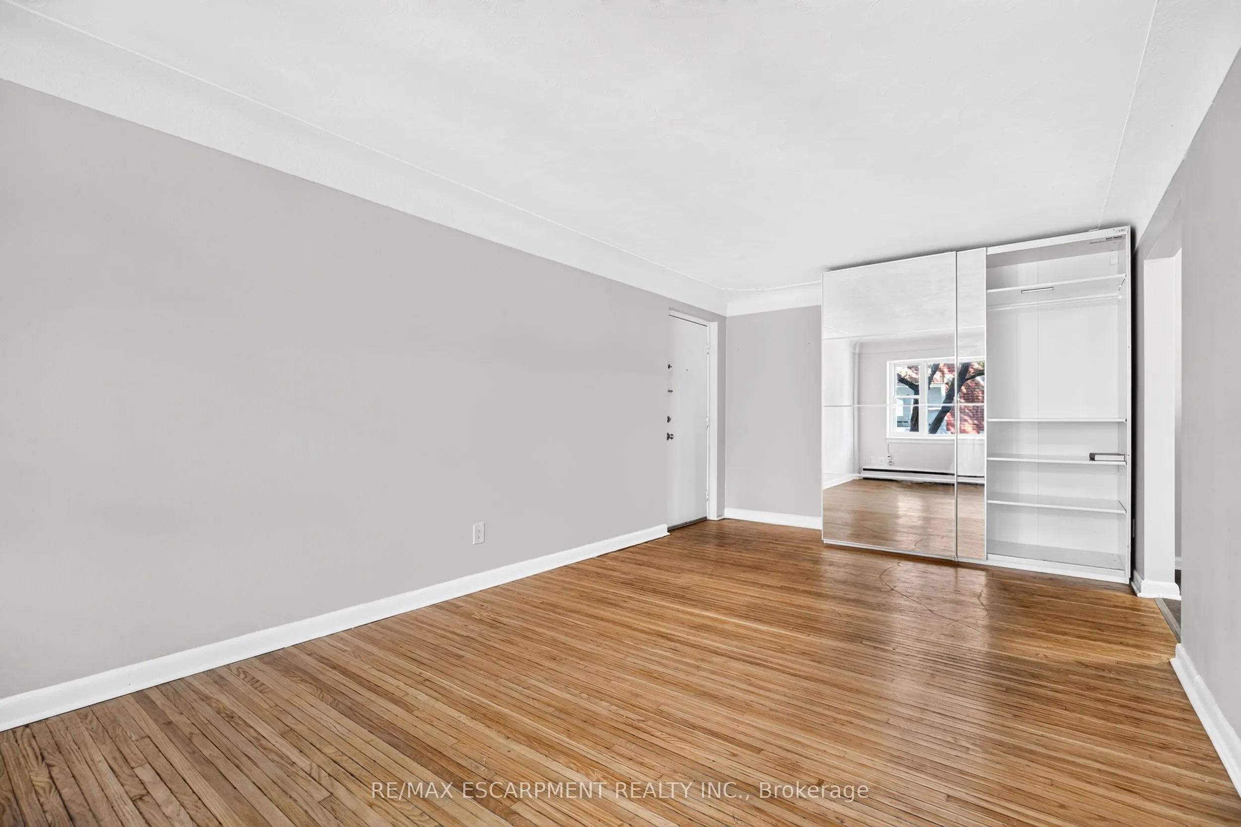 3 Applewood Avenue #3