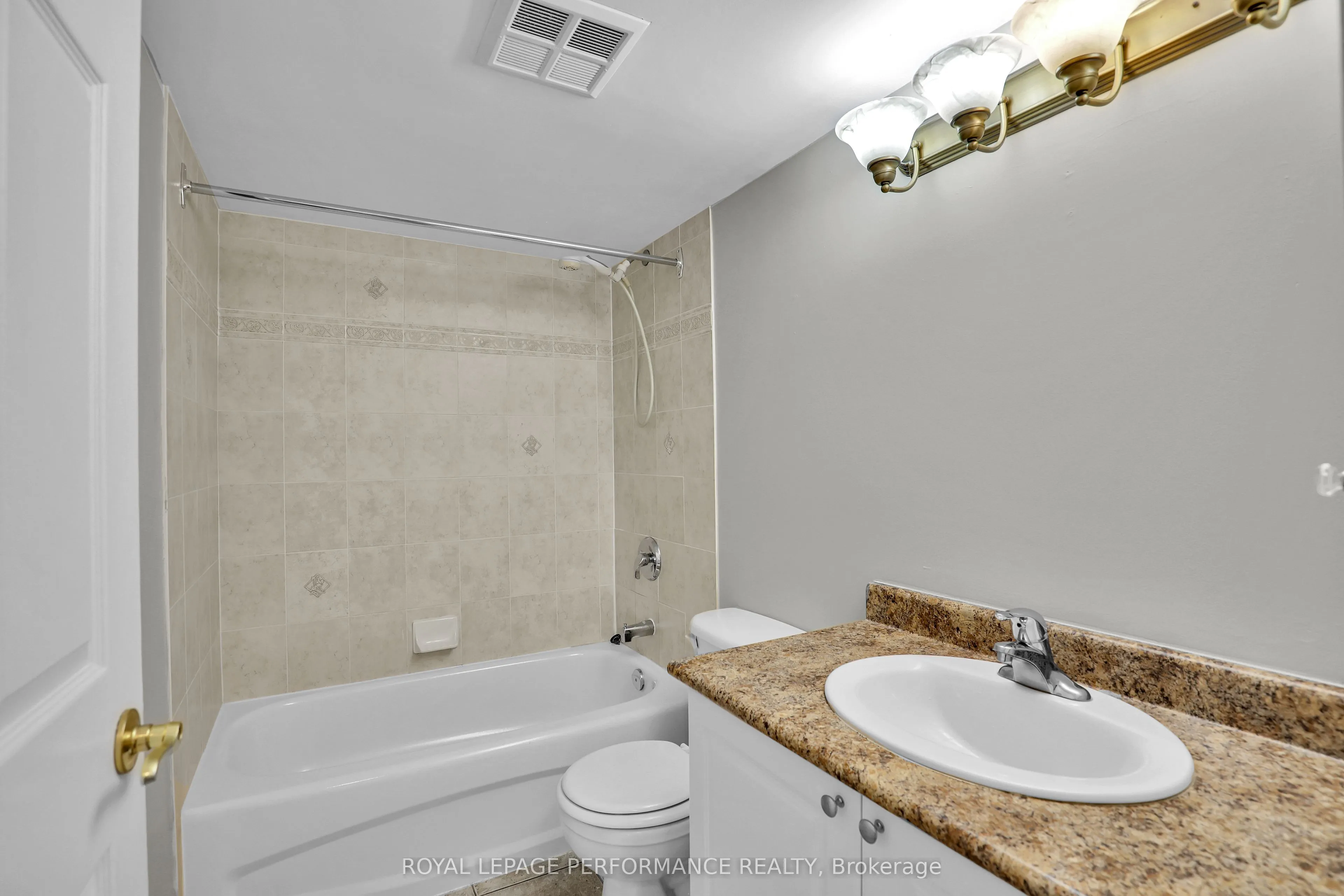 429 SOMERSET Street W #712