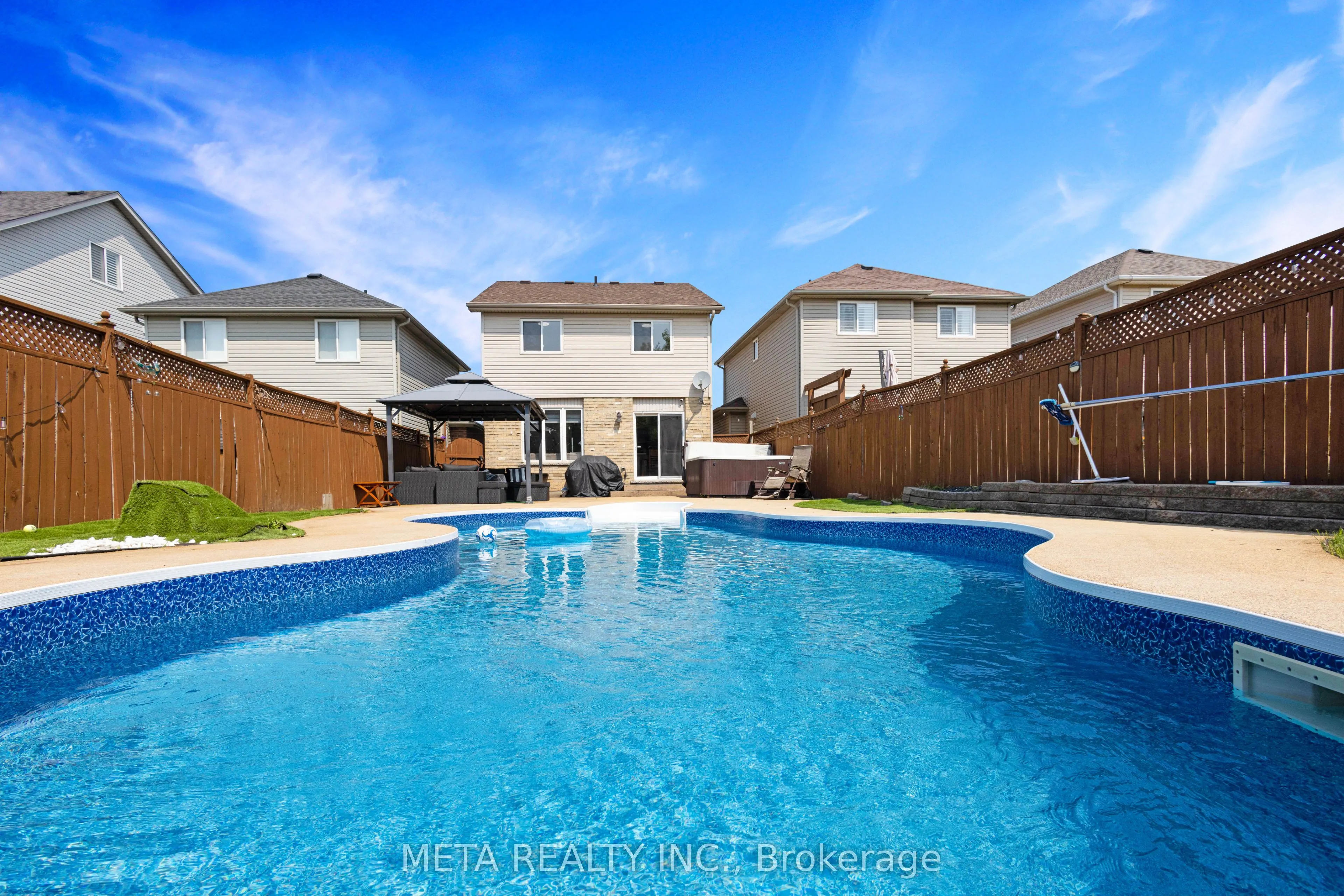497 Langlaw Drive