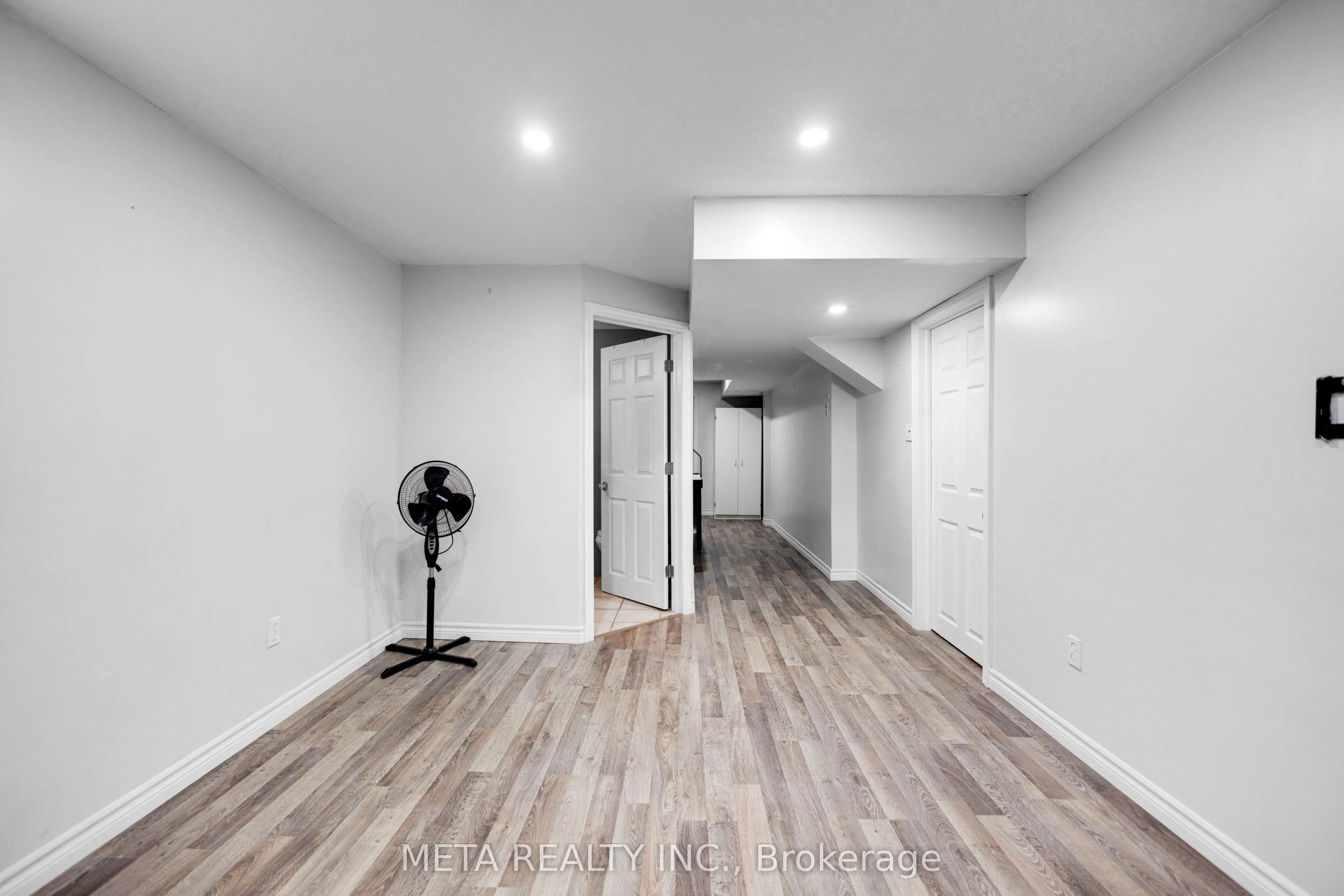 497 Langlaw Drive