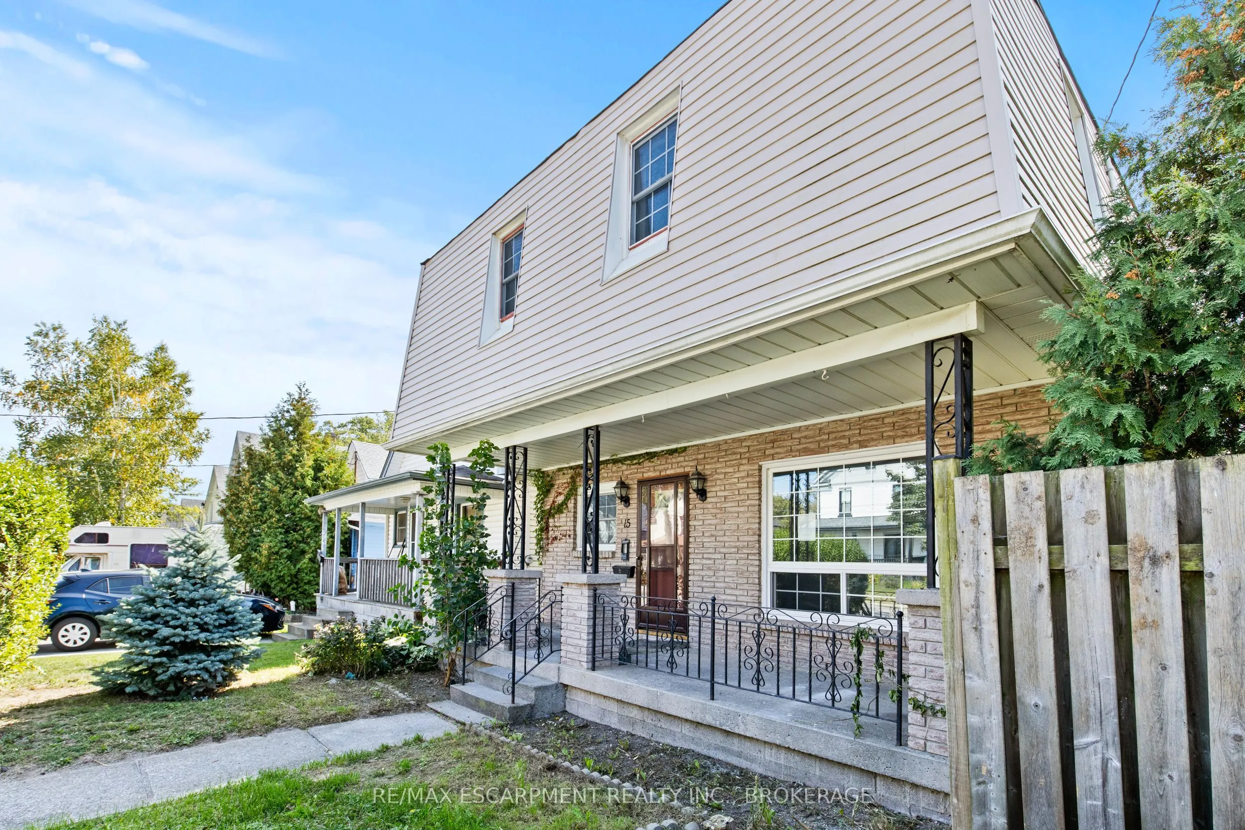 15 MCCORMICK Street #Upper