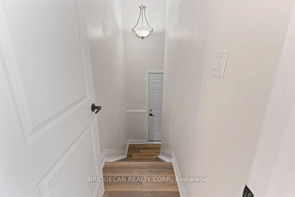 73 Adair Avenue S